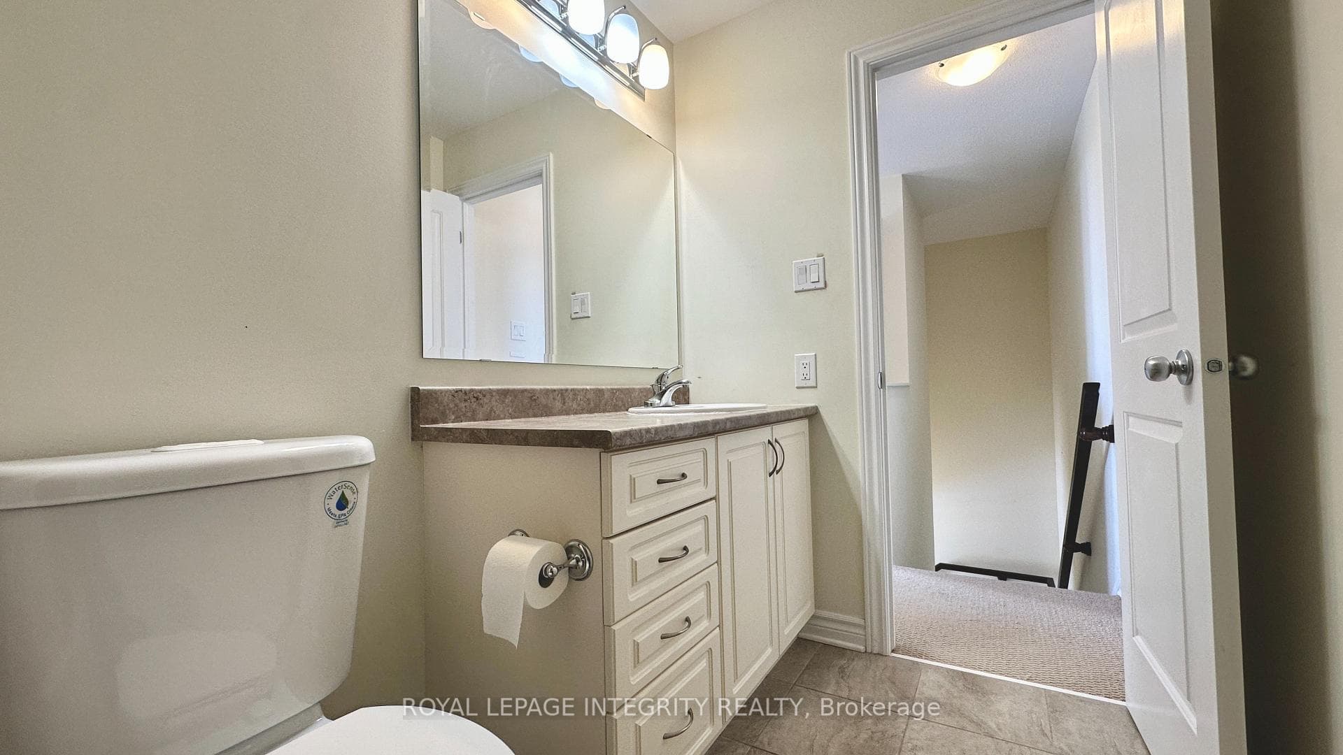 522 Clearbrook Drive photo 26