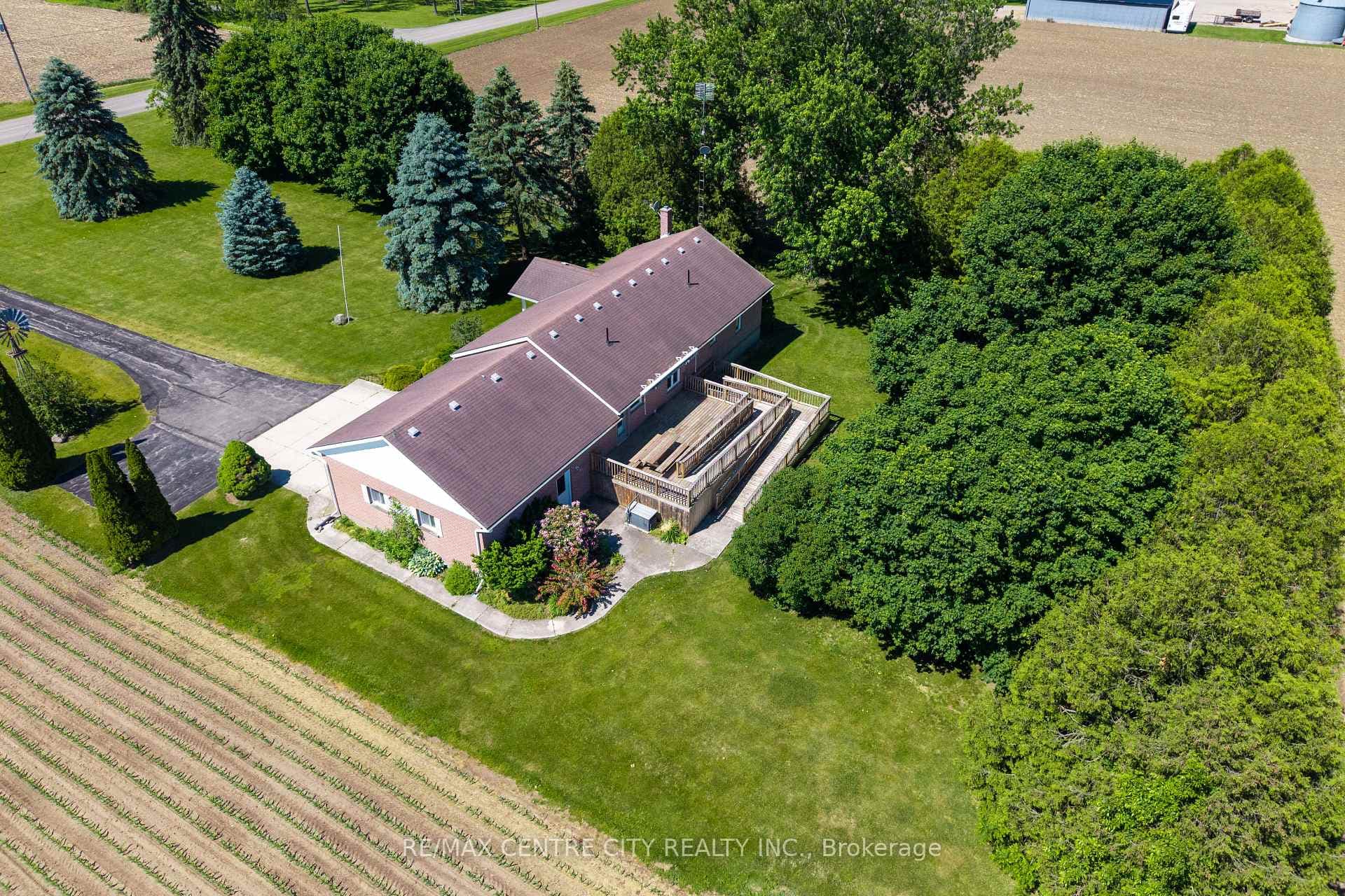 2200 Katesville Drive photo 3