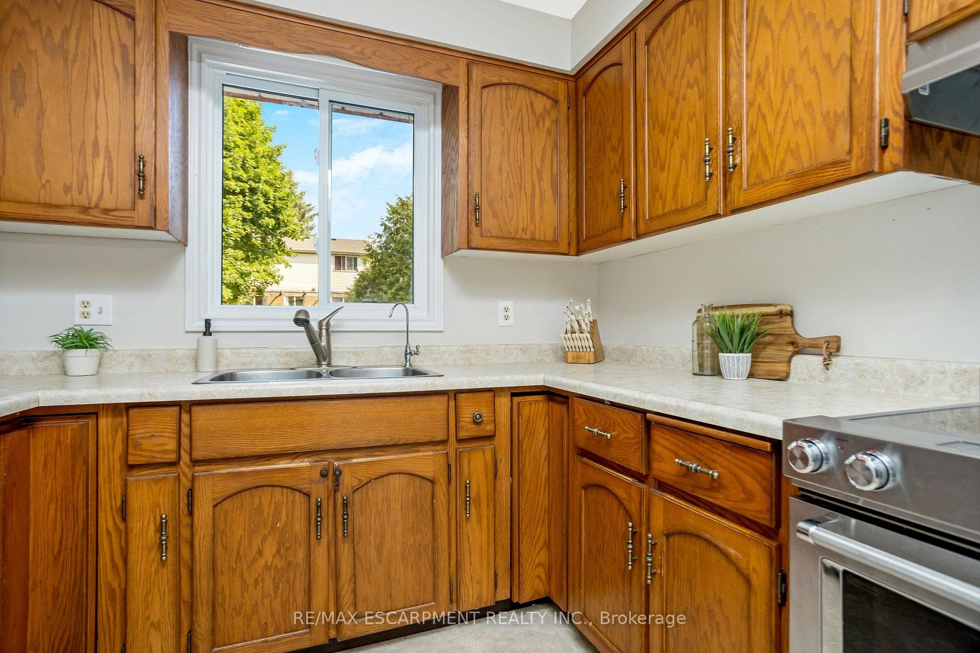 20 Sagewood Place photo 13