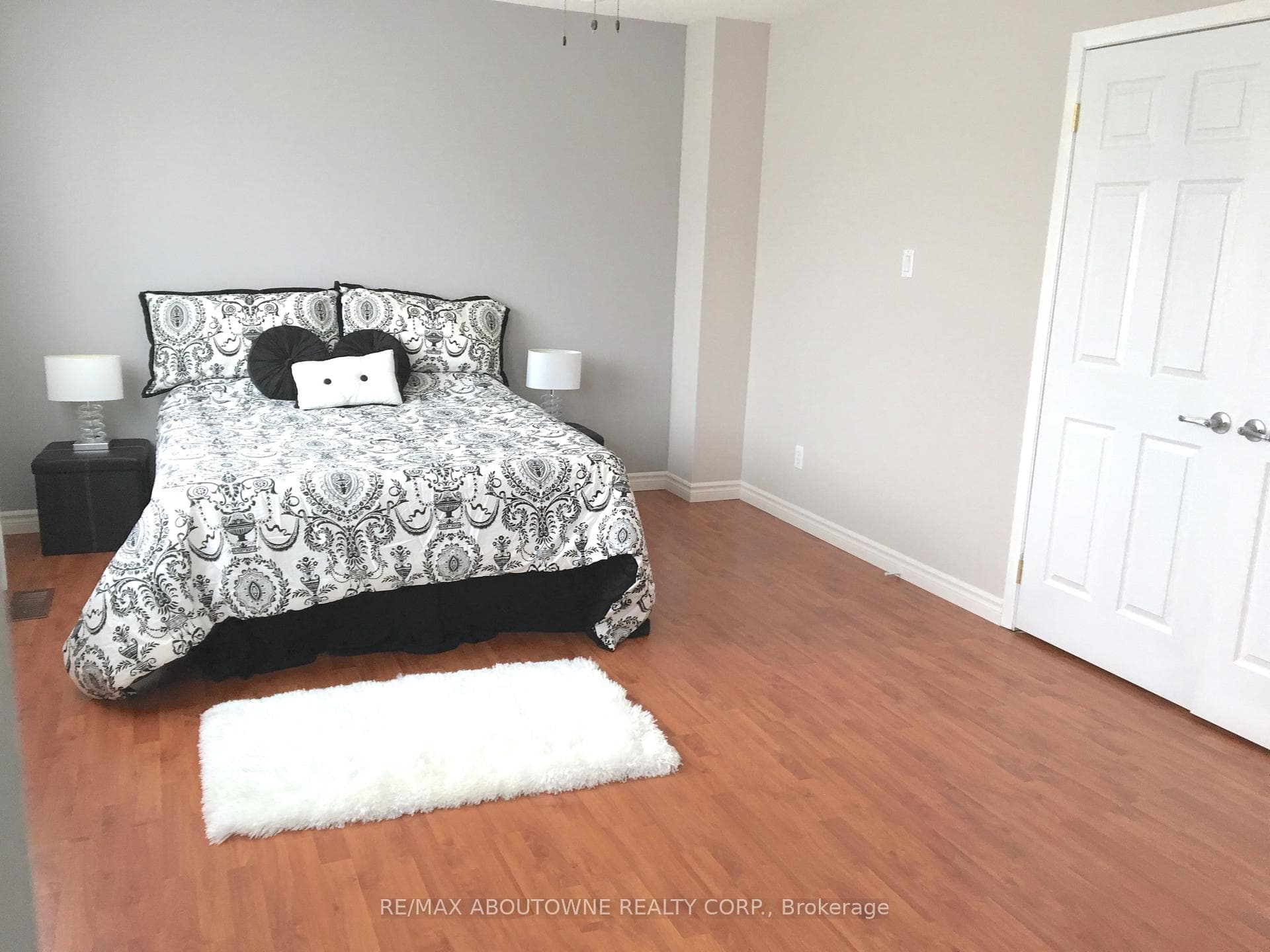 1550 Grosvenor Street Unit 25 photo 18