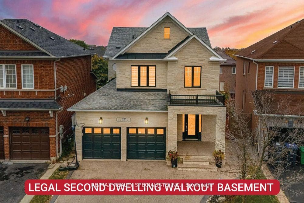 37 Harbourtown Crescent photo 1