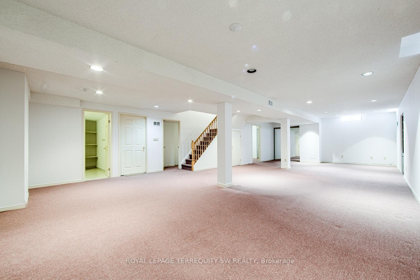 3116 The Collegeway N/A photo 29