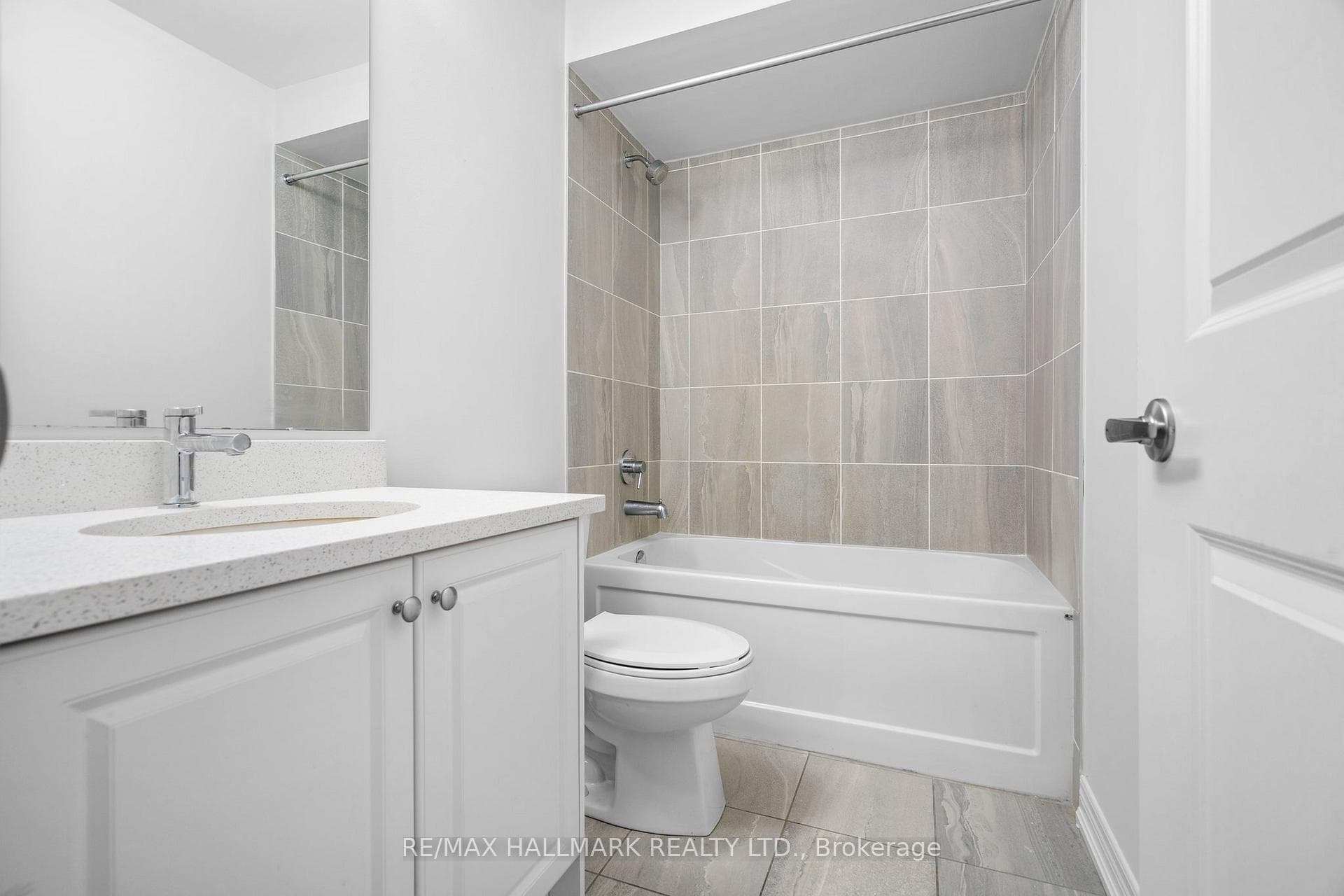 59 Jazzberry Road photo 32