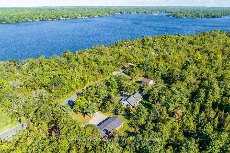 1081 Birchview Road photo 3