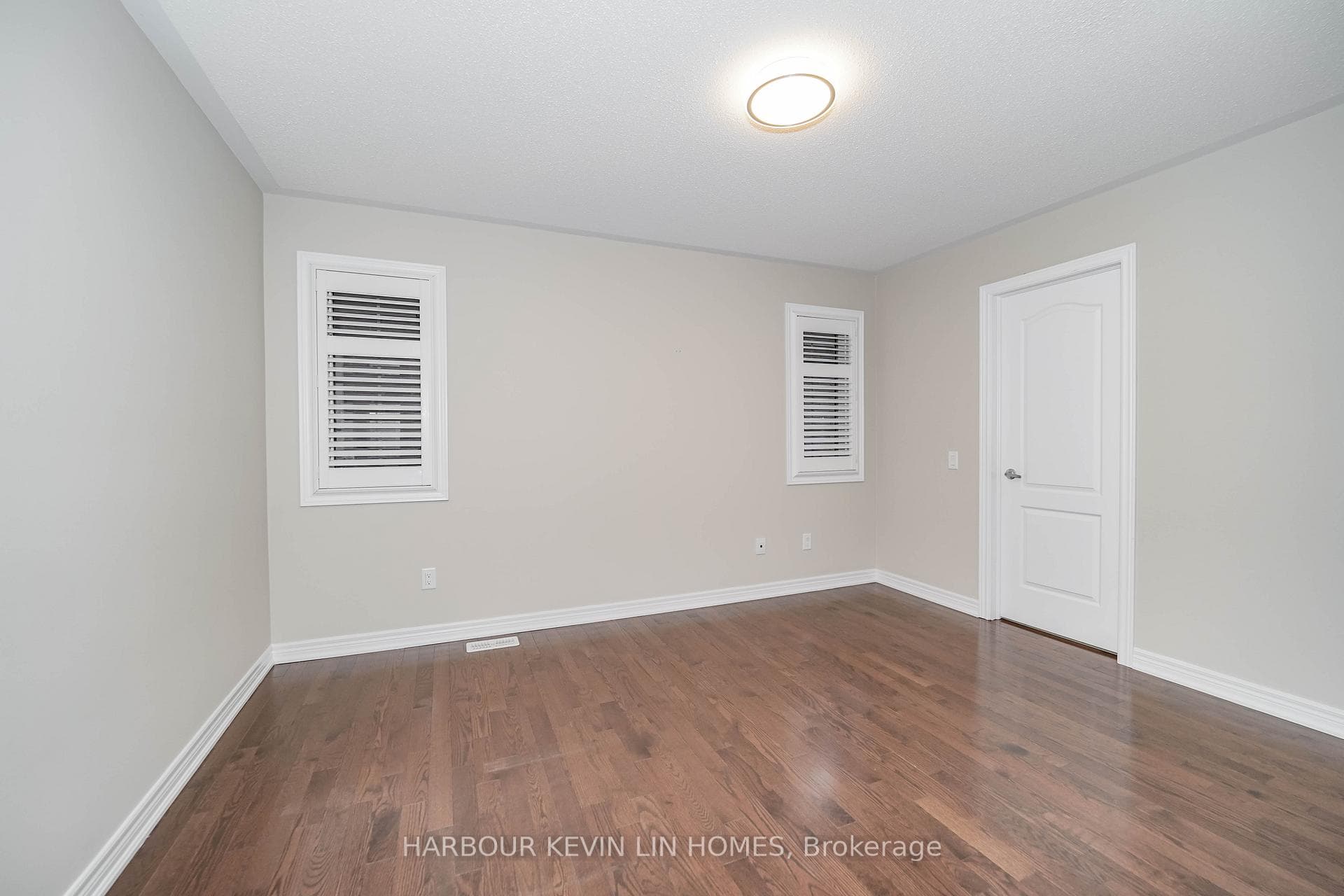 84 Glenheron Crescent photo 30
