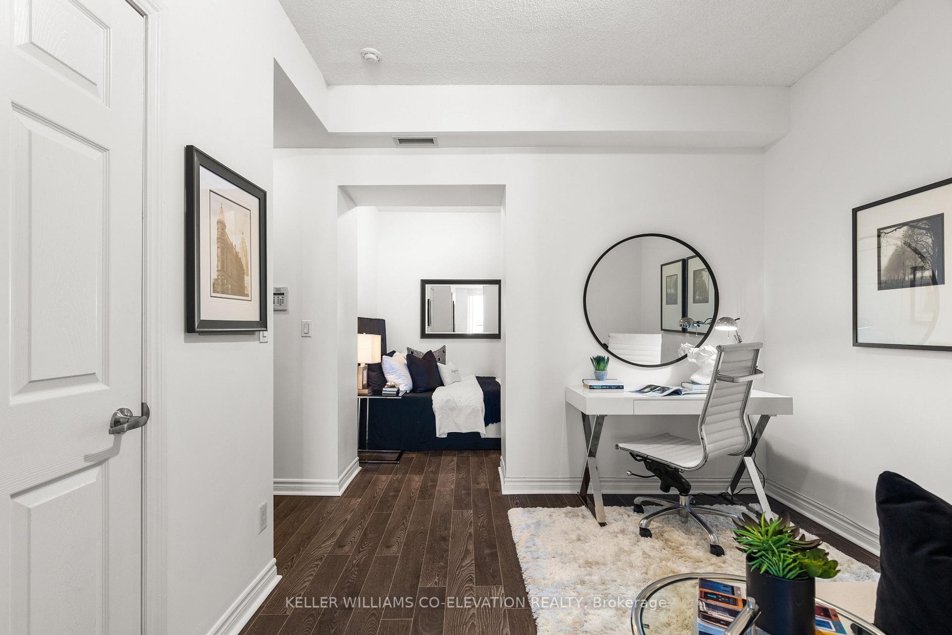 761 Bay Street Unit 3704 photo 25