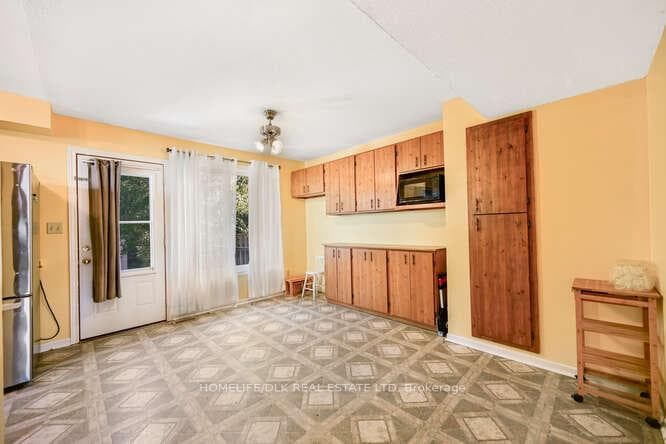 747 Laurier Boulevard photo 7