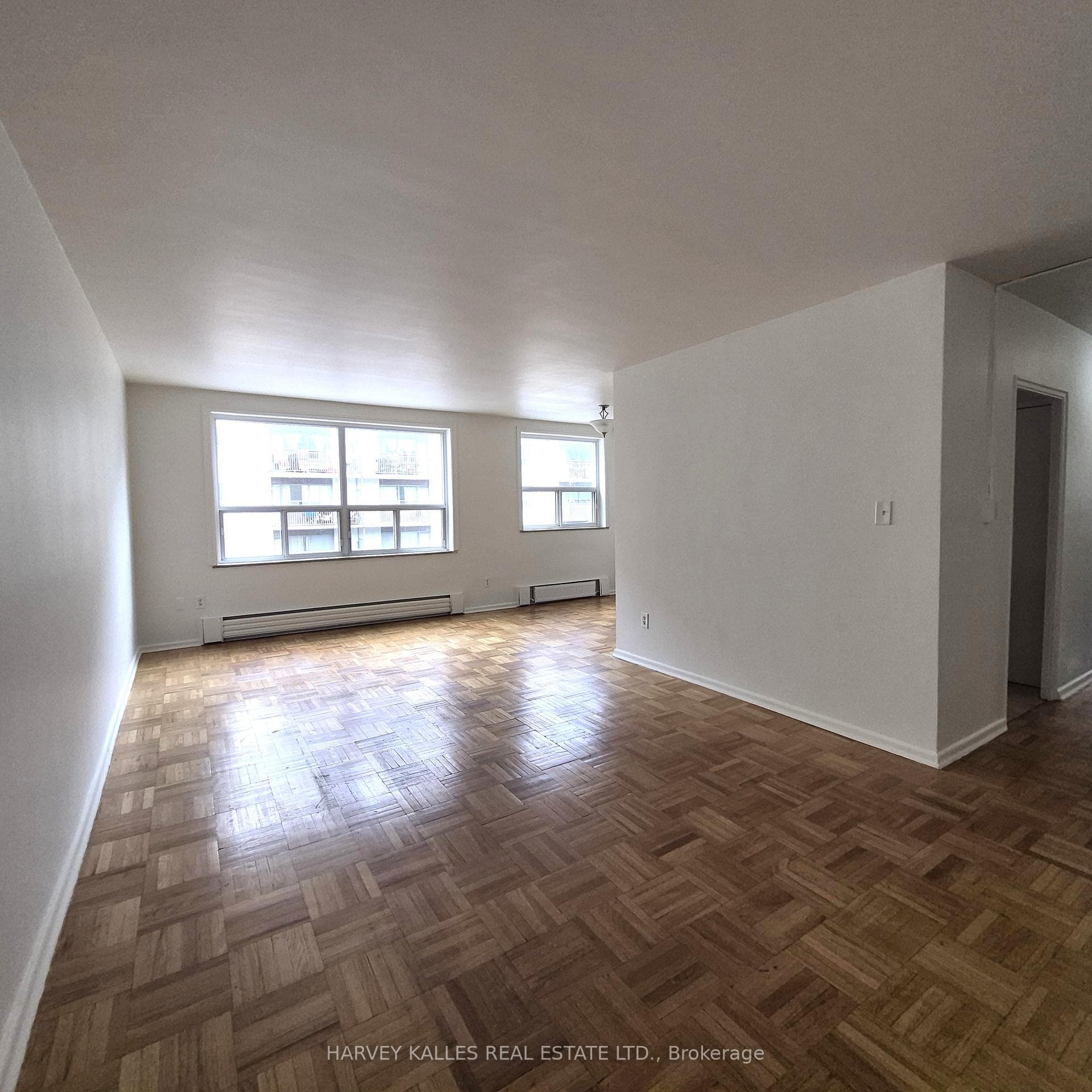1751 Victoria Pk Avenue Unit 308 photo 3