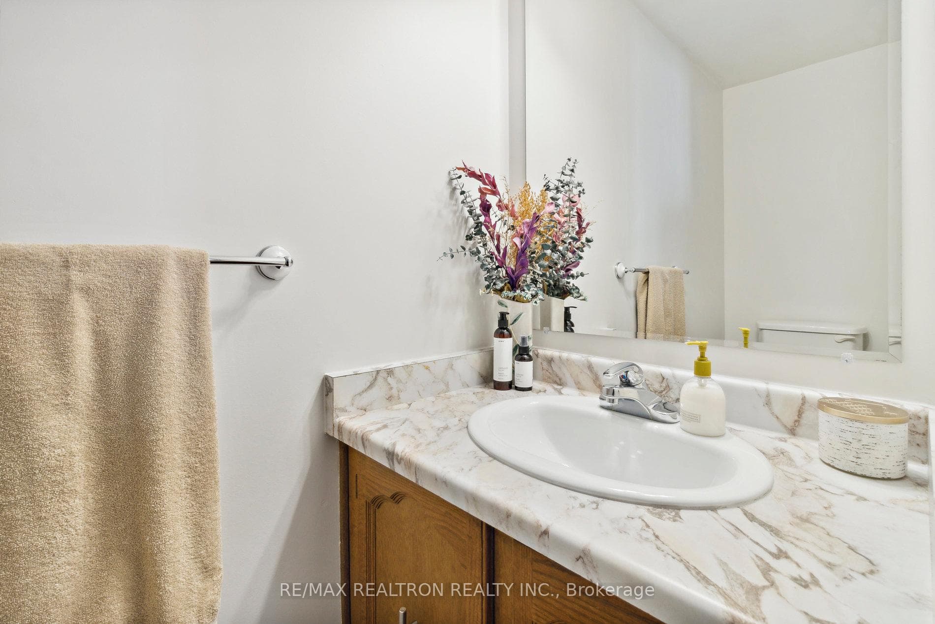 124 Walton Drive photo 13