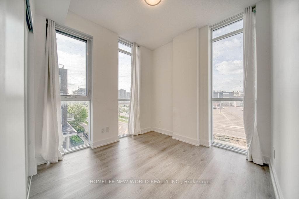 128 Fairview Mall Drive Unit 319 photo 18