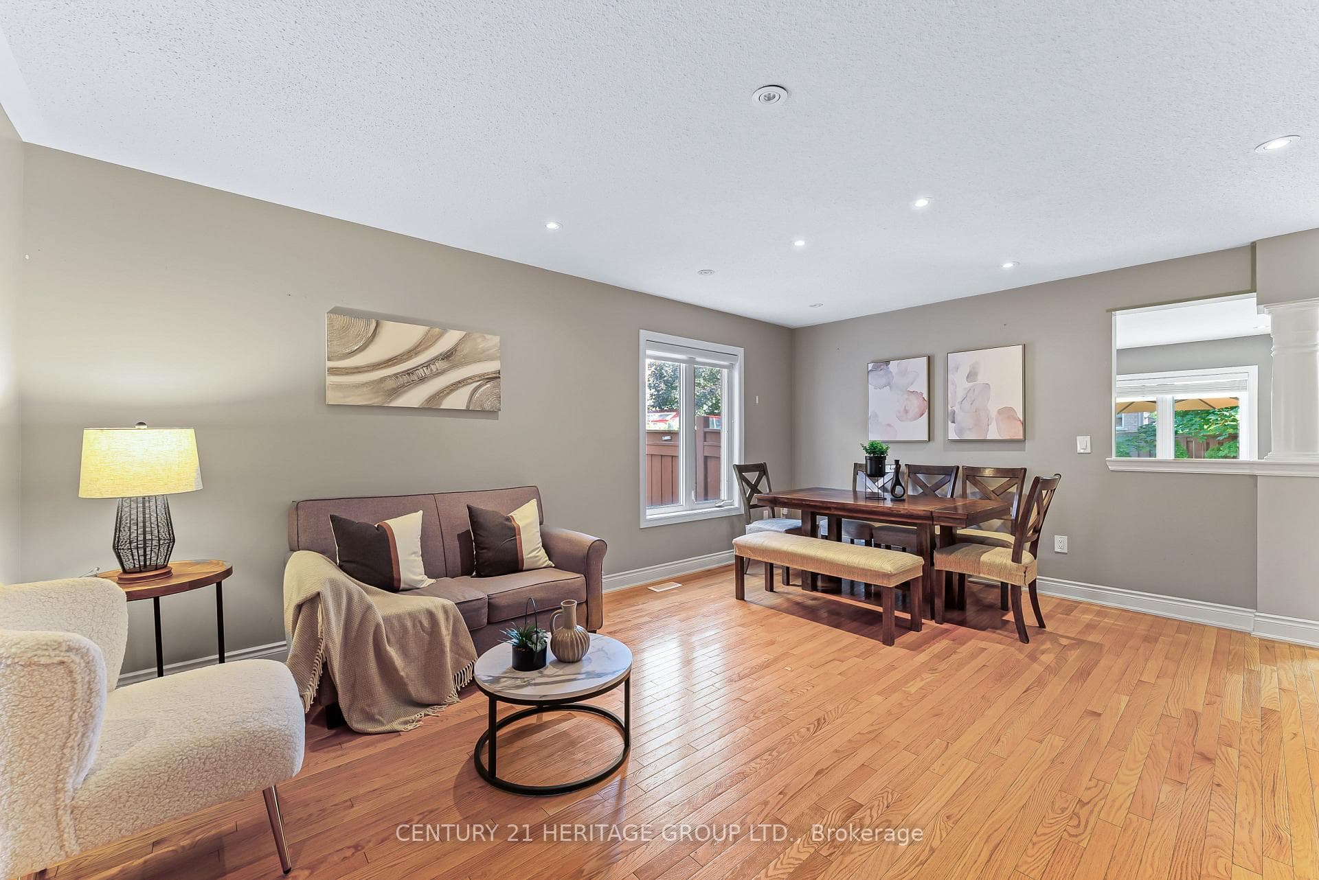 21 Reynolds Crescent photo 7