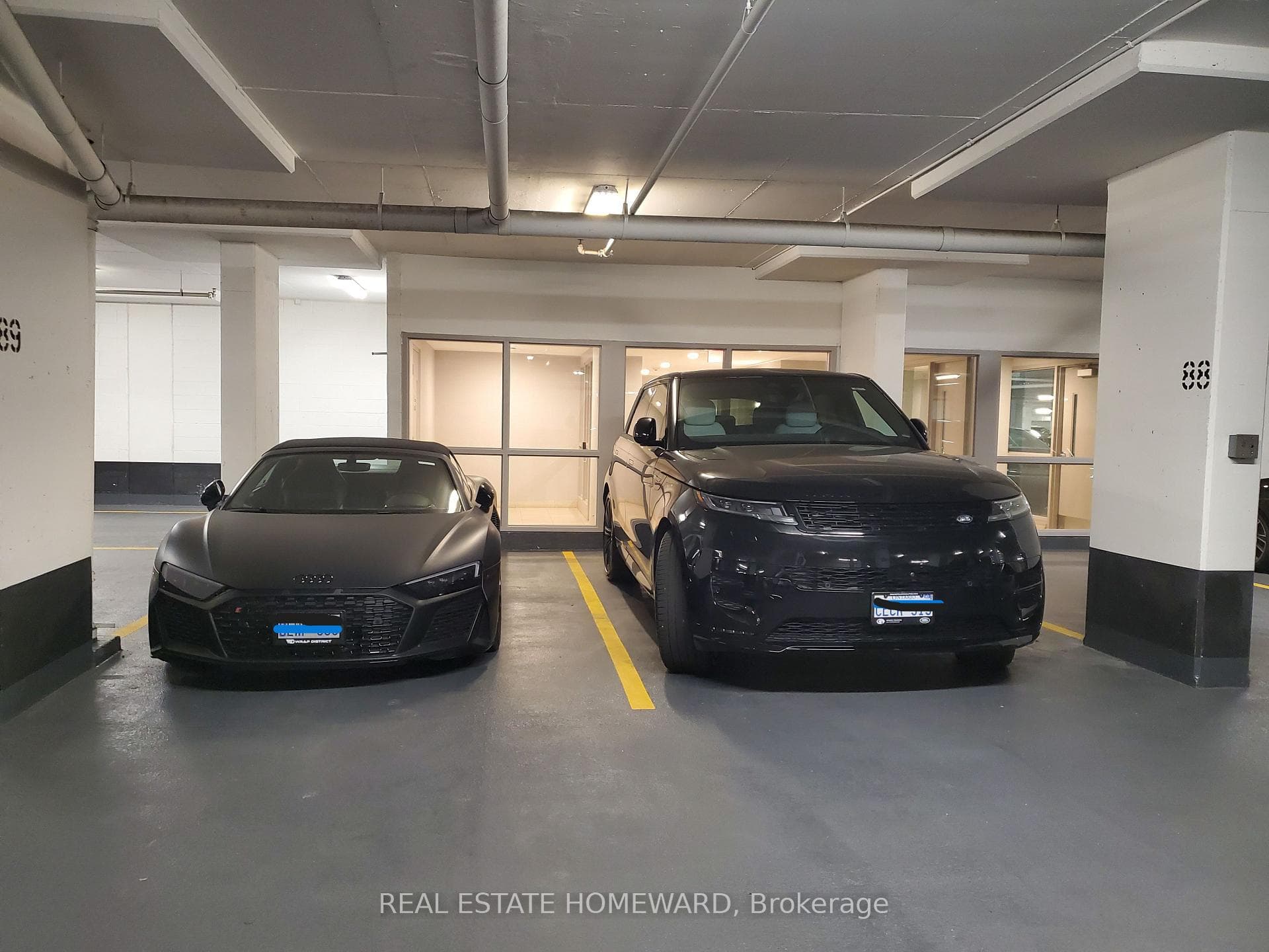 2 side-by side parking beside elevator