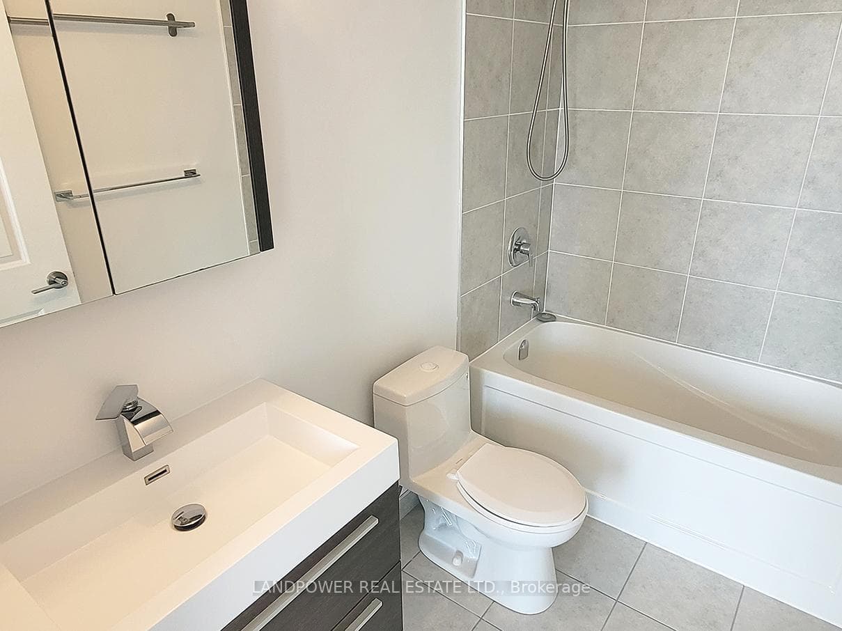 8 Rouge Valley Drive Unit 808 photo 29