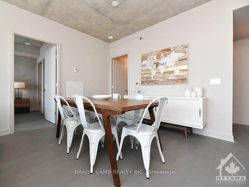 203 CATHERINE Street Unit 209 photo 8