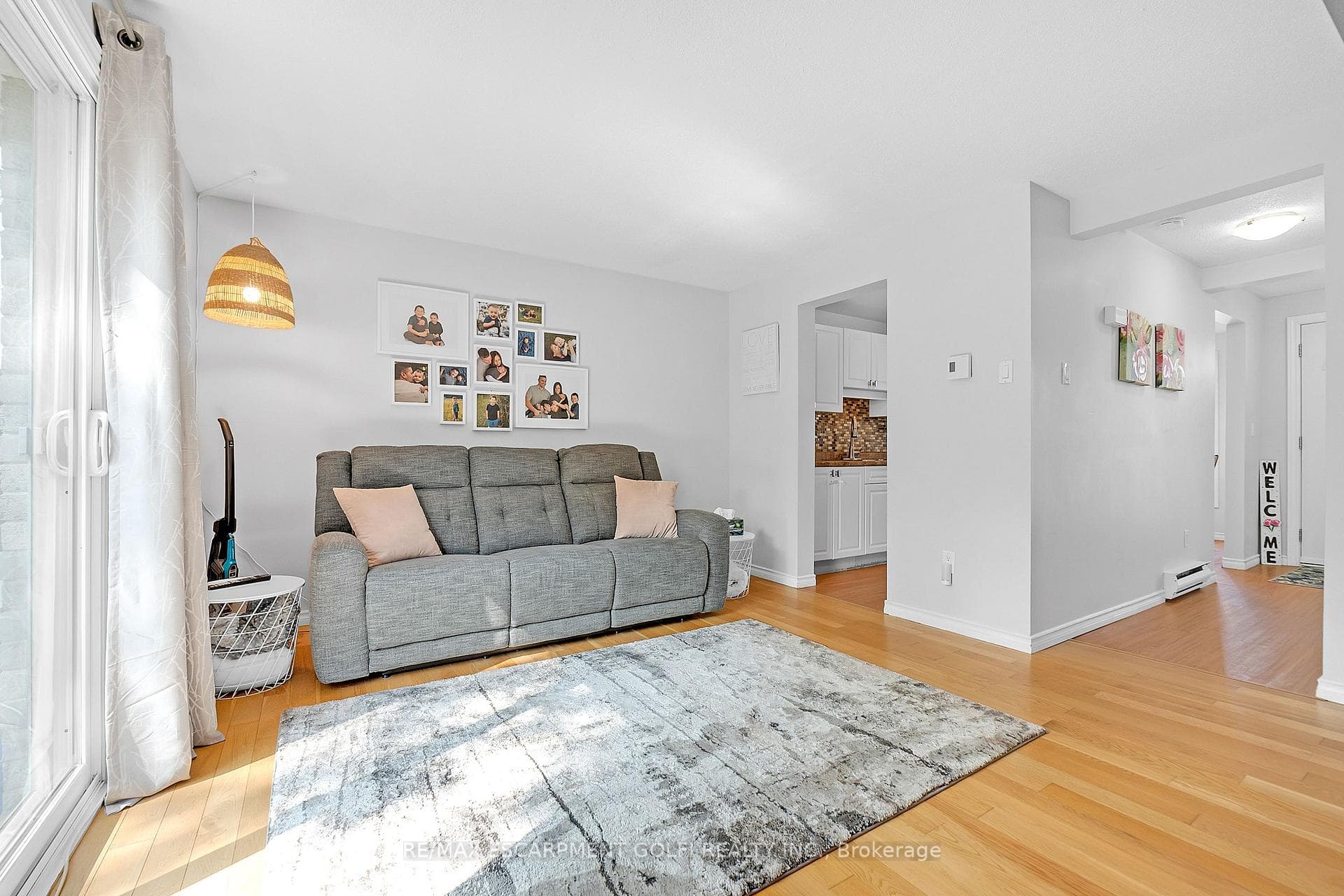 476 Grey Street Unit 4 photo 6