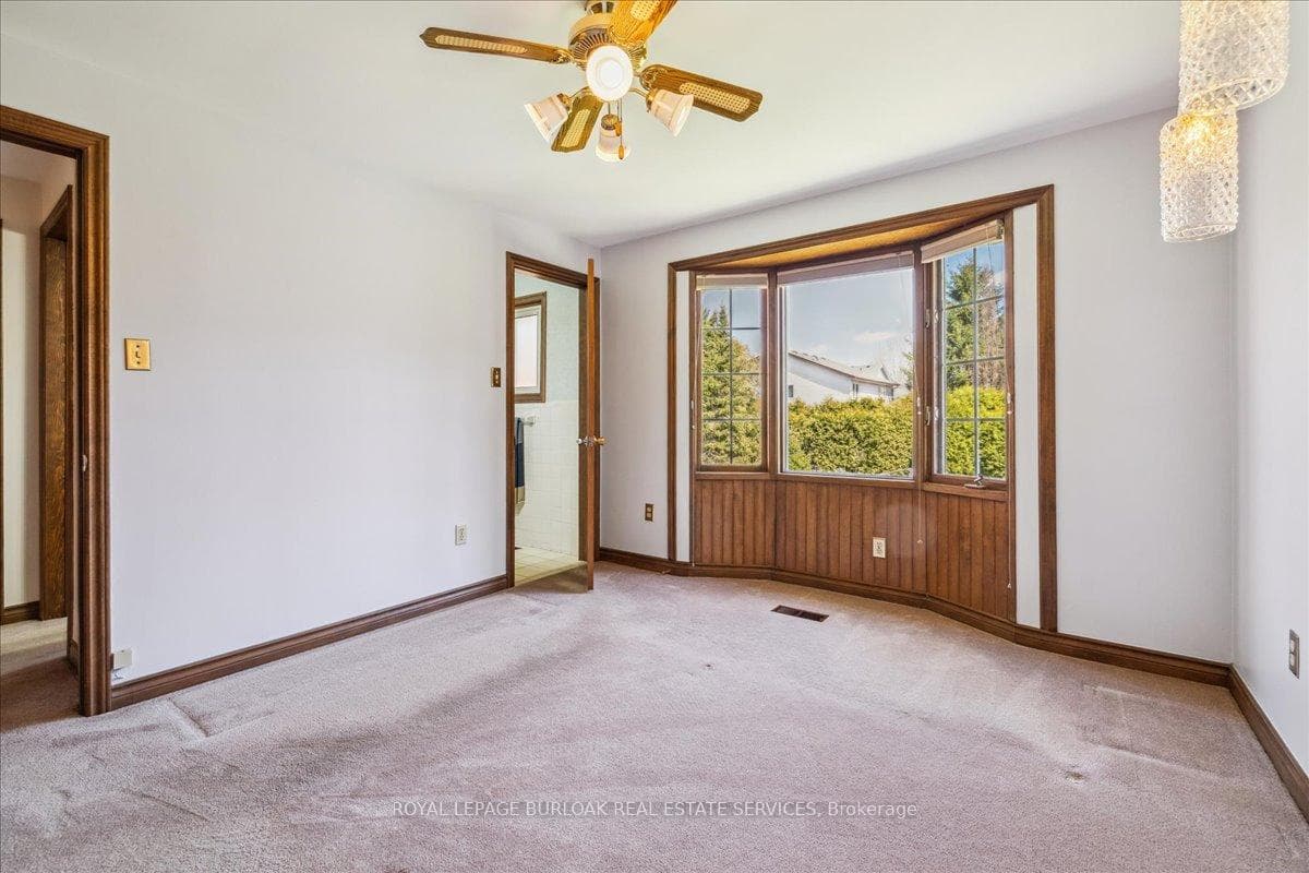 1 Westview Crescent photo 12