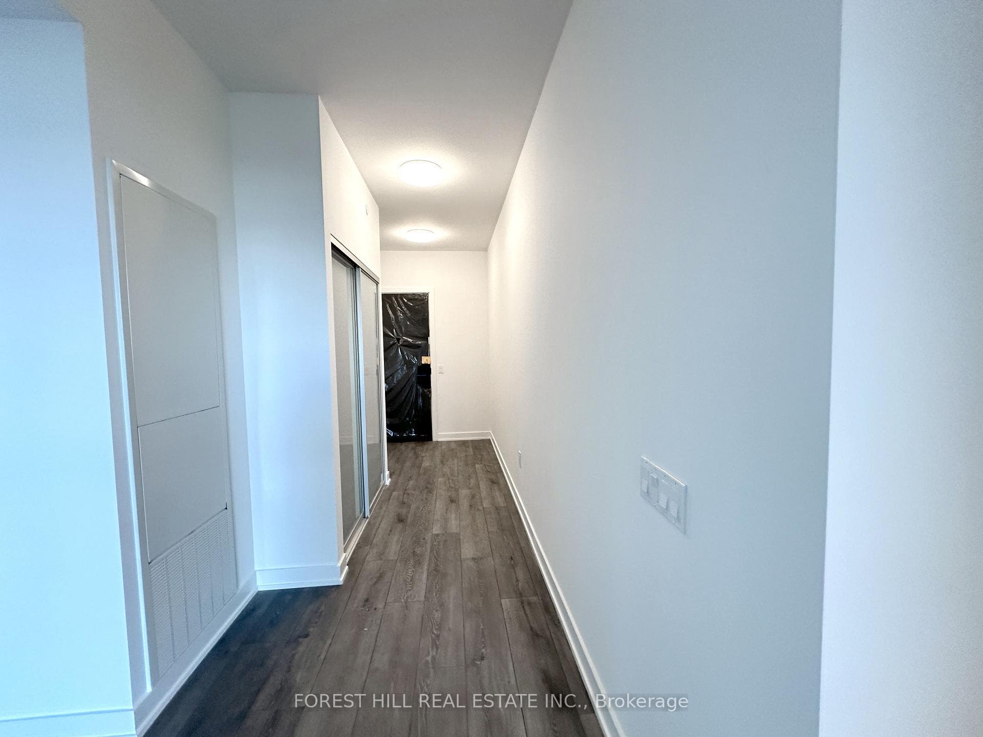 117 Broadway Avenue Unit 1412 photo 13