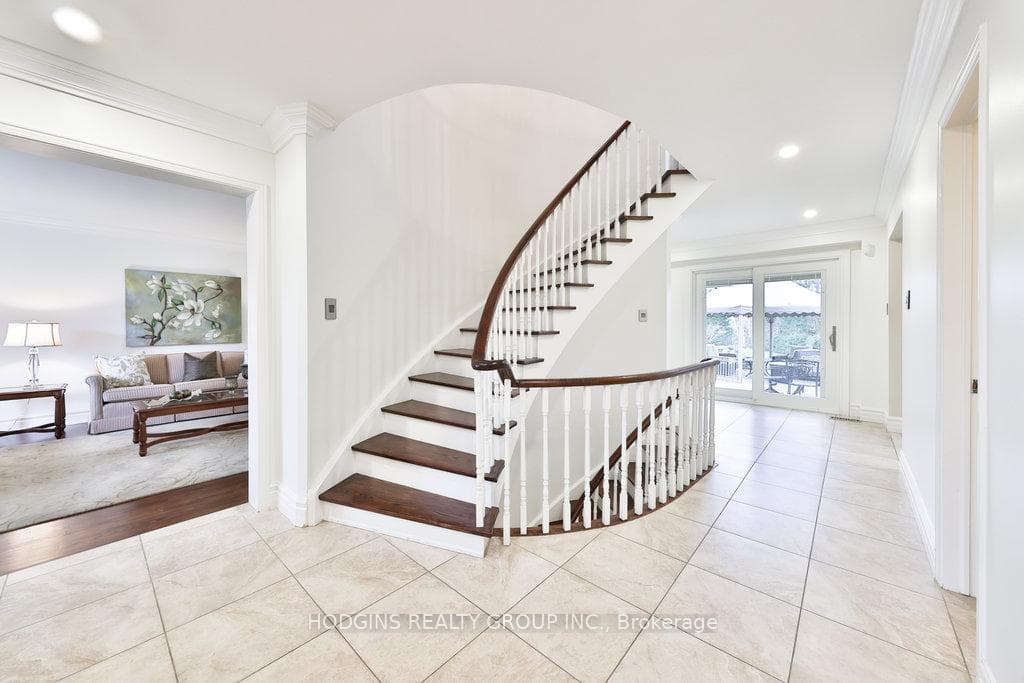 4032 Bridlepath Trail photo 6