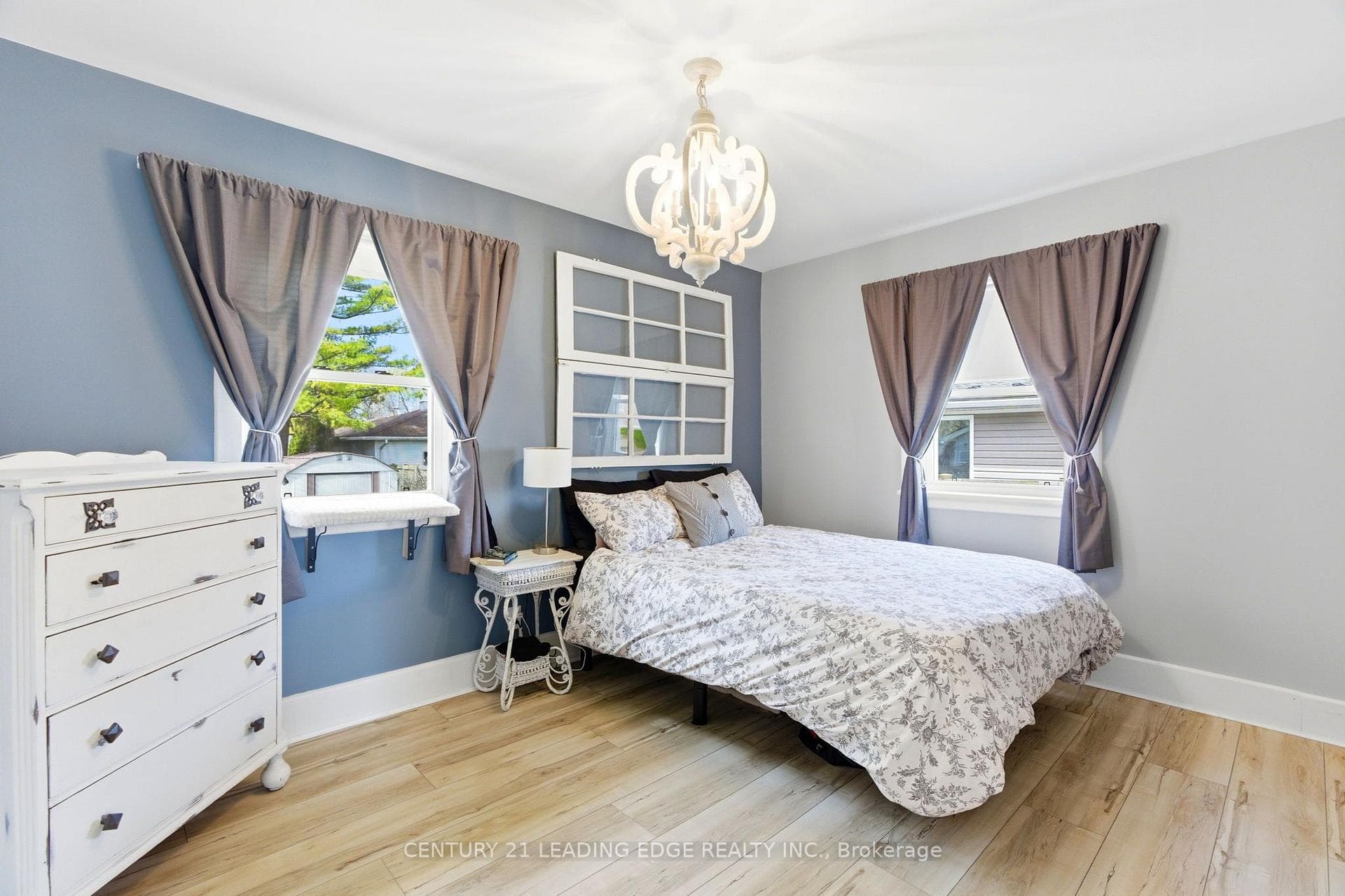 160 Widder Street photo 13