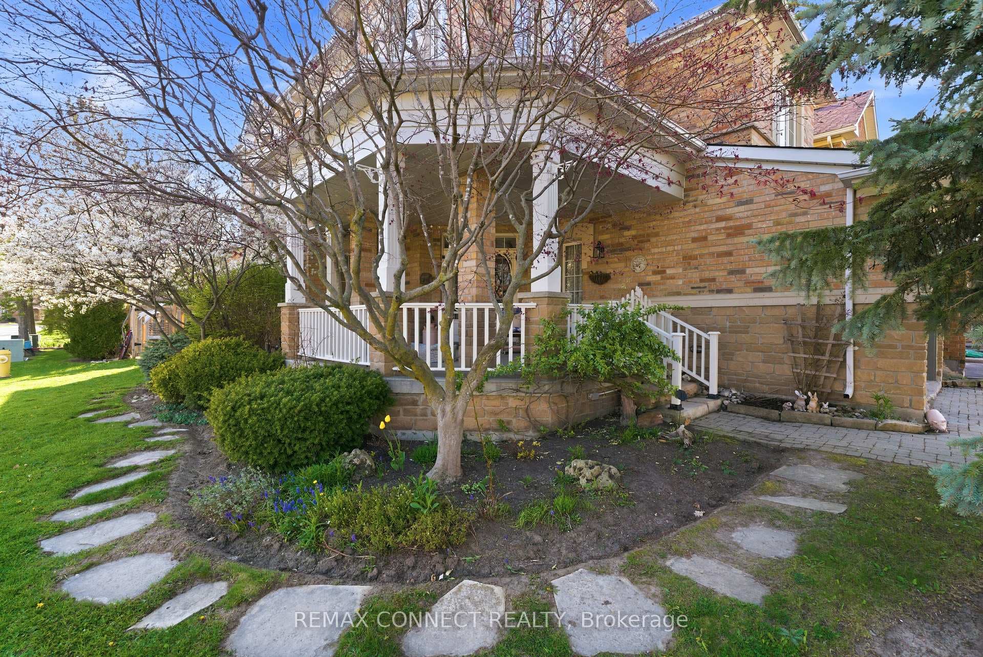 16 White Cedar Drive photo 6