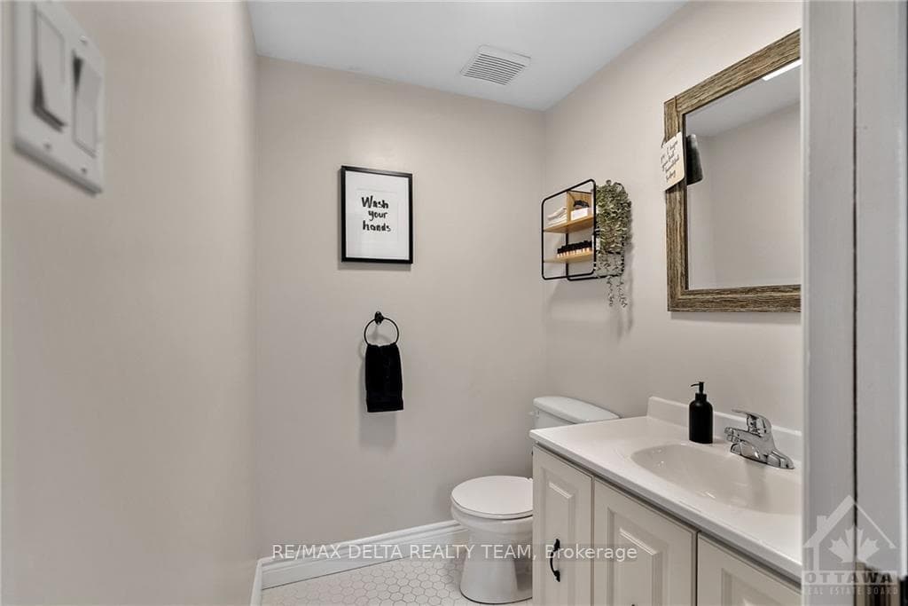 3059 YOUNG Street photo 15