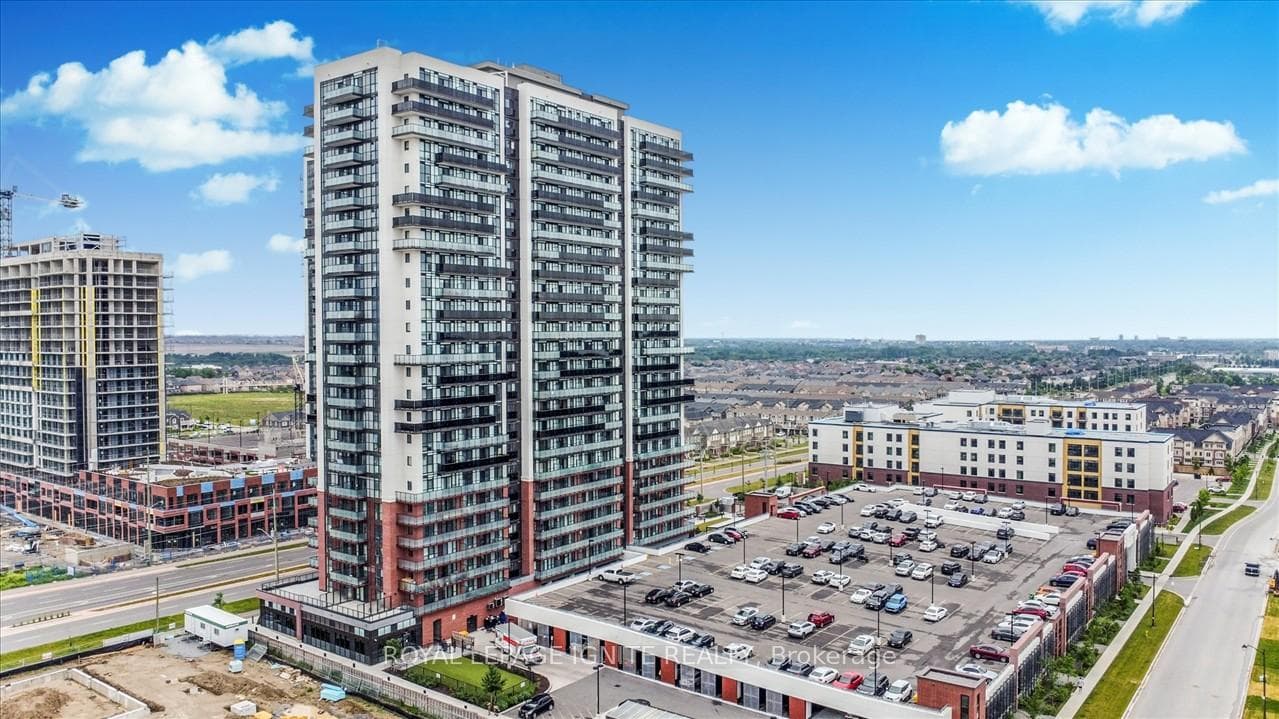 2550 Simcoe Street Unit 216 photo 2