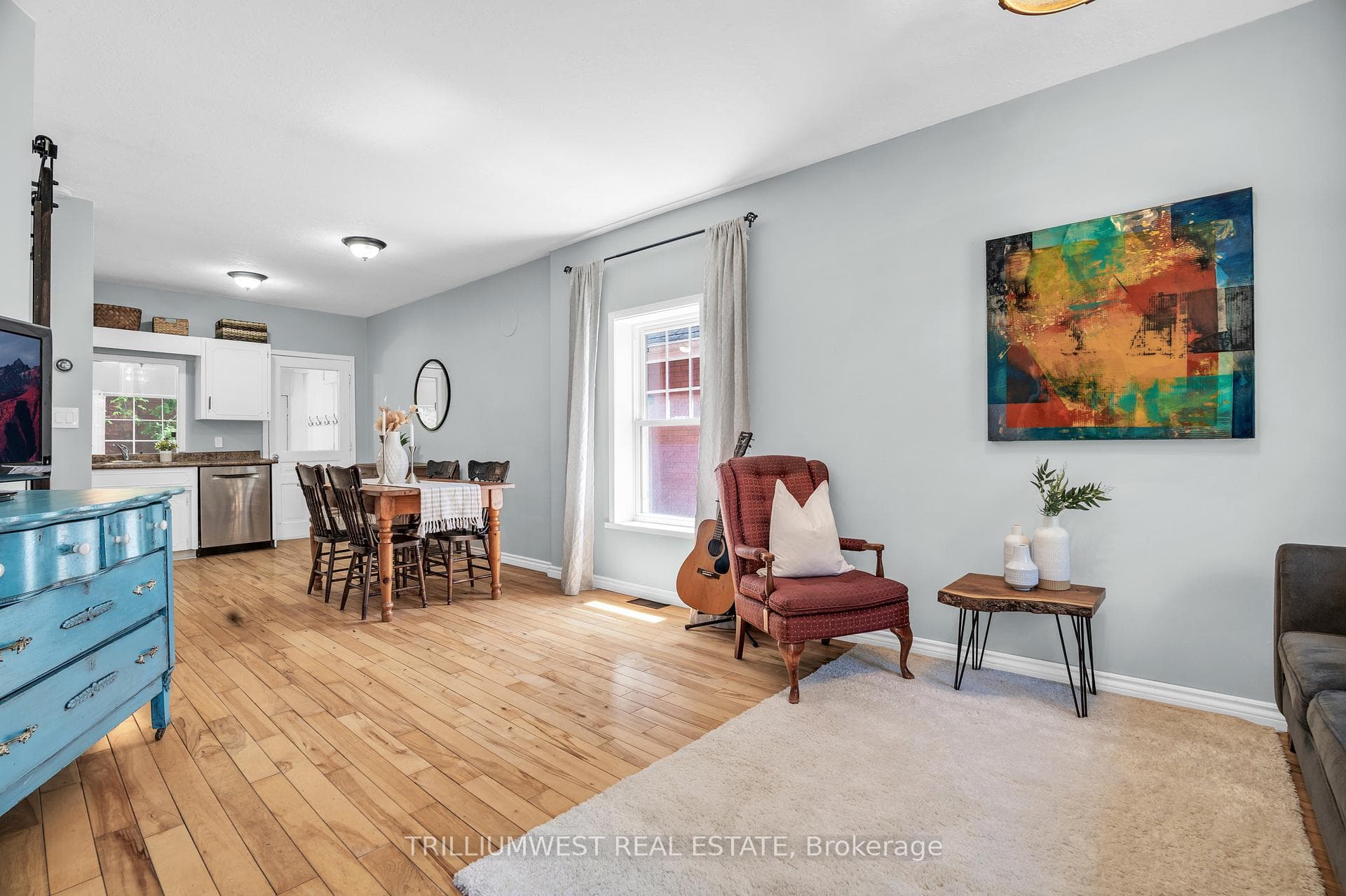 166 London Road photo 5