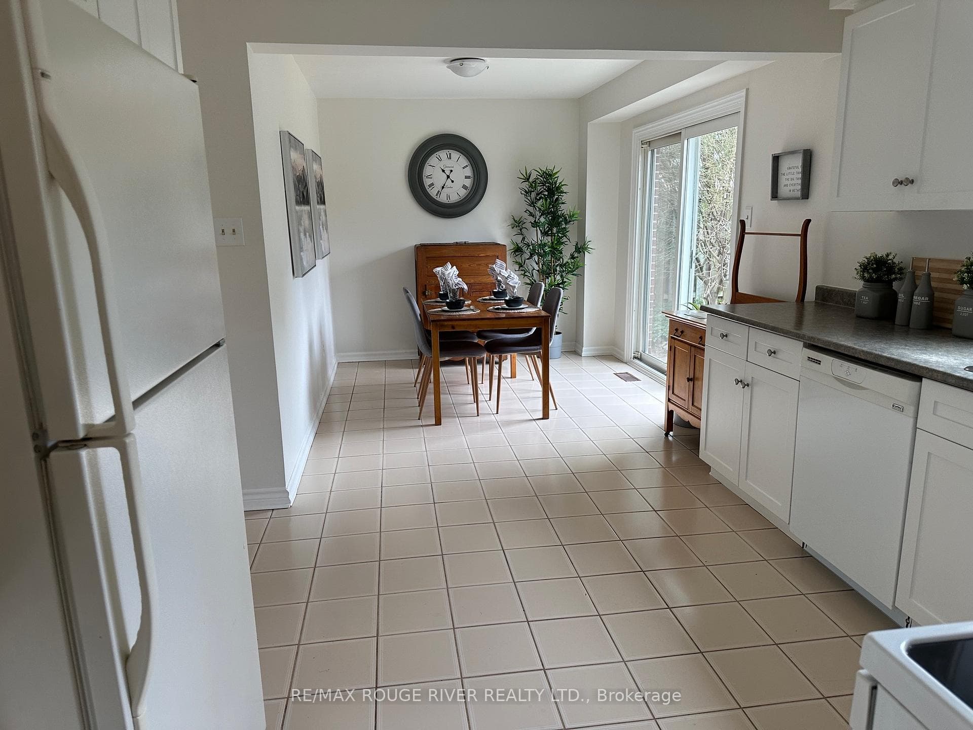 124 Acheson Boulevard photo 12