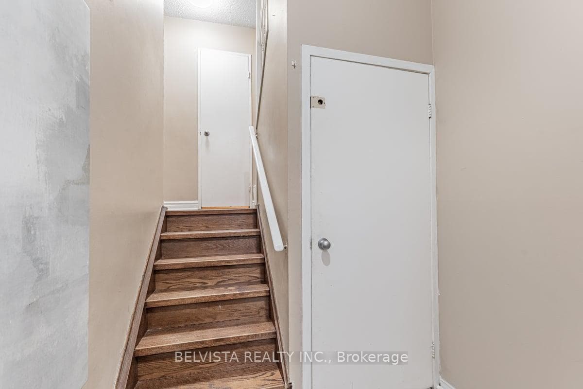 55 Collinsgrove Road Unit 218 photo 5