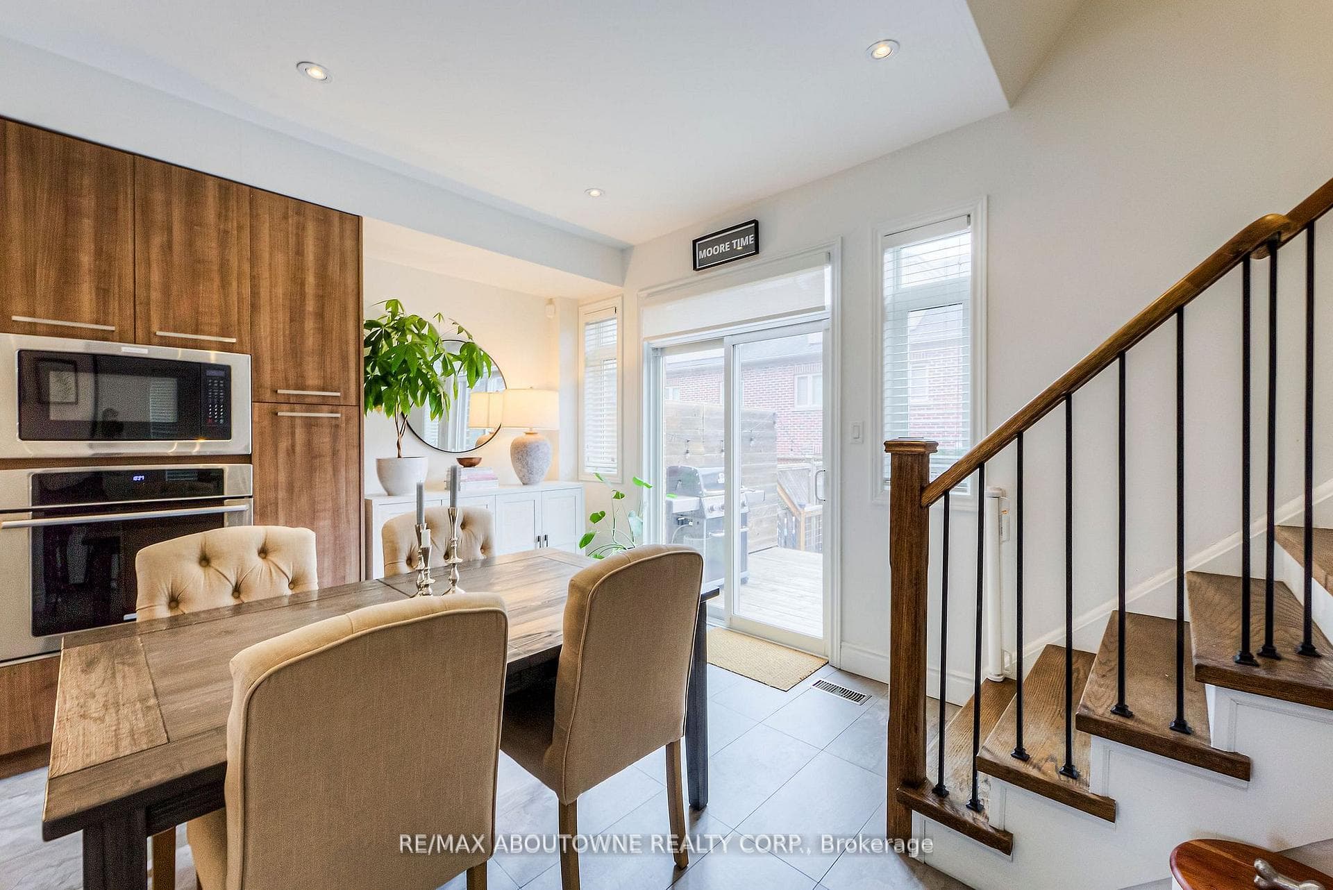 321 Dalesford Road photo 18