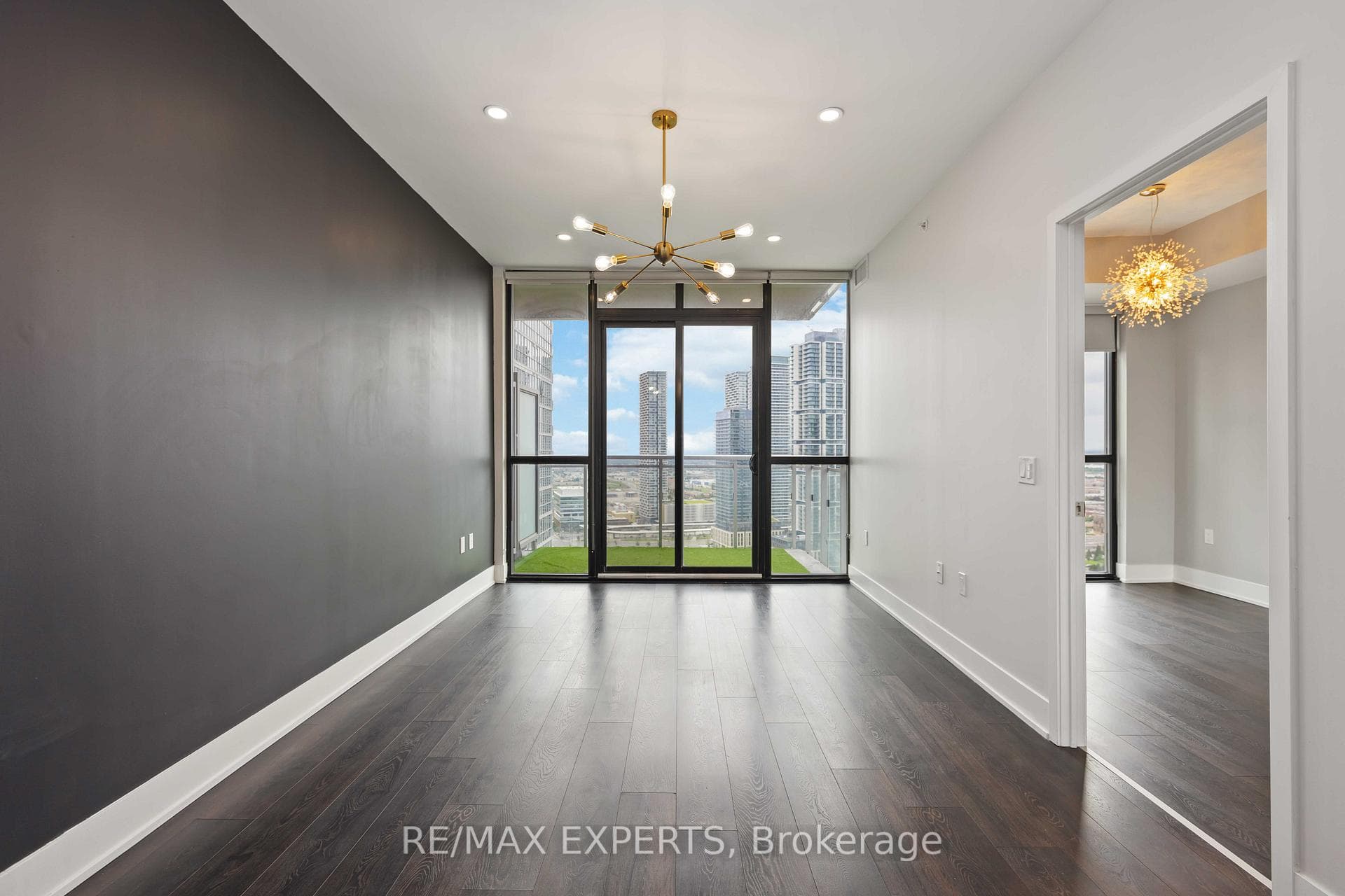 2908 Highway 7 Road Unit 2806 photo 13