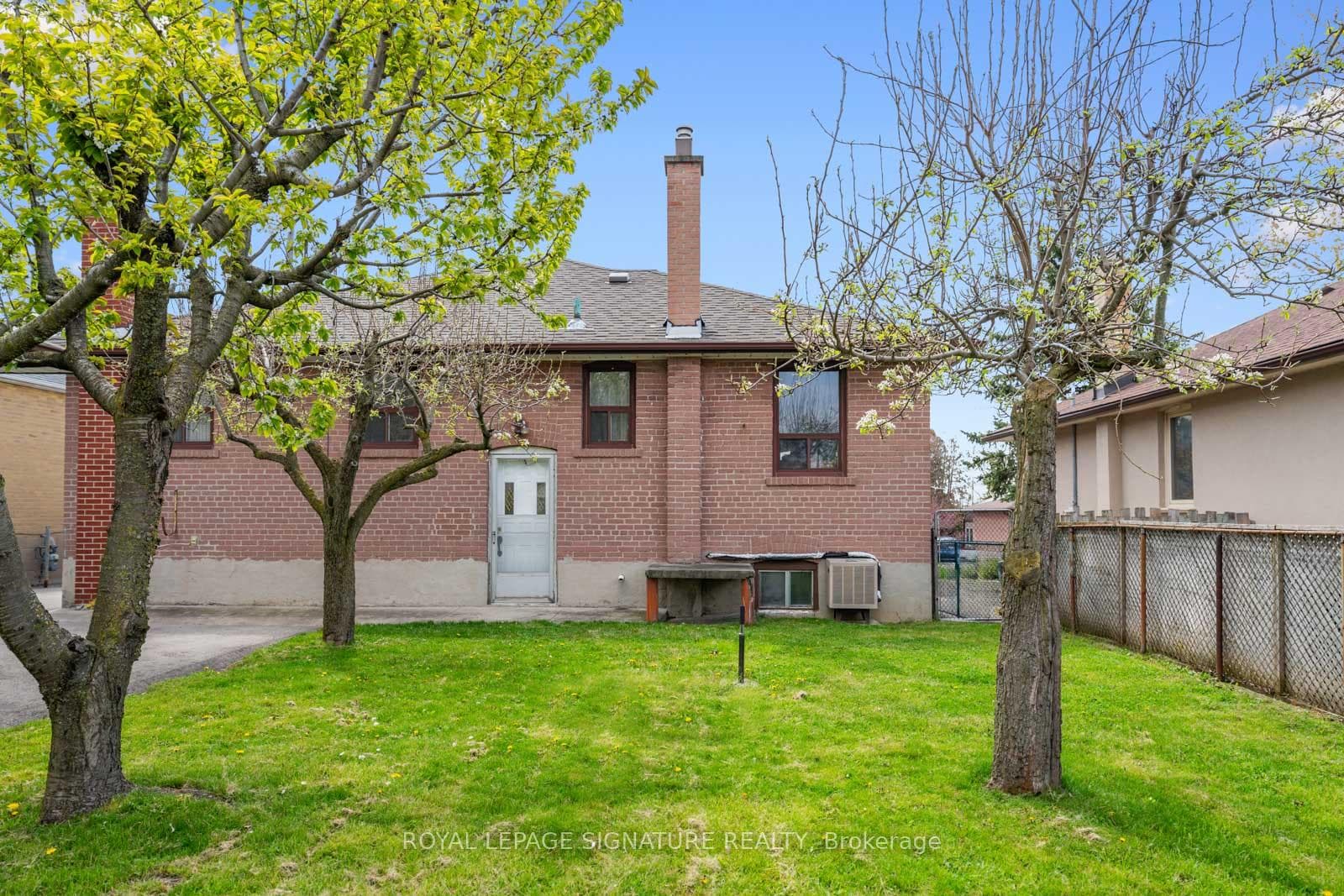 34 William Cragg Drive photo 33