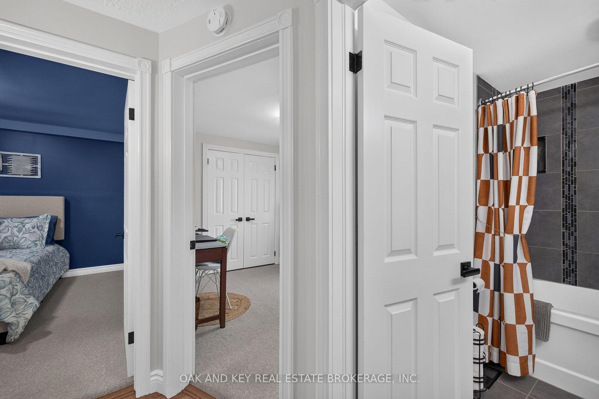 323 Clarke Road photo 12