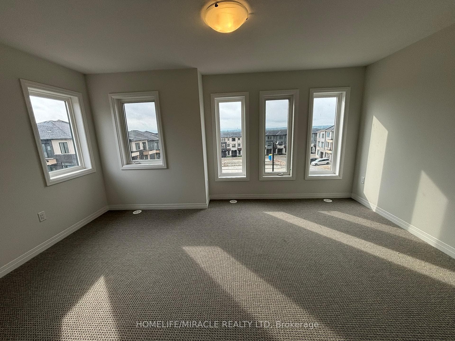 155 Equestrian Way Unit 7 photo 25