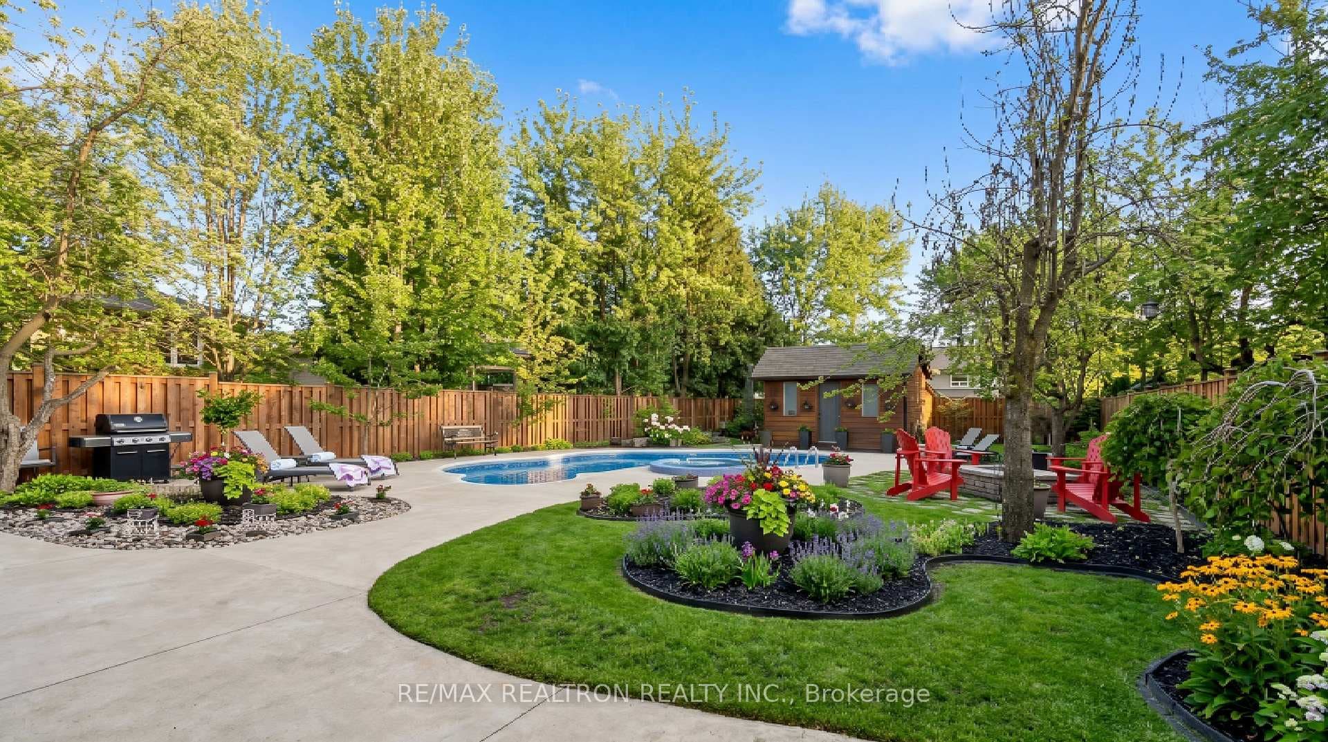 374 Elmwood Avenue photo 10