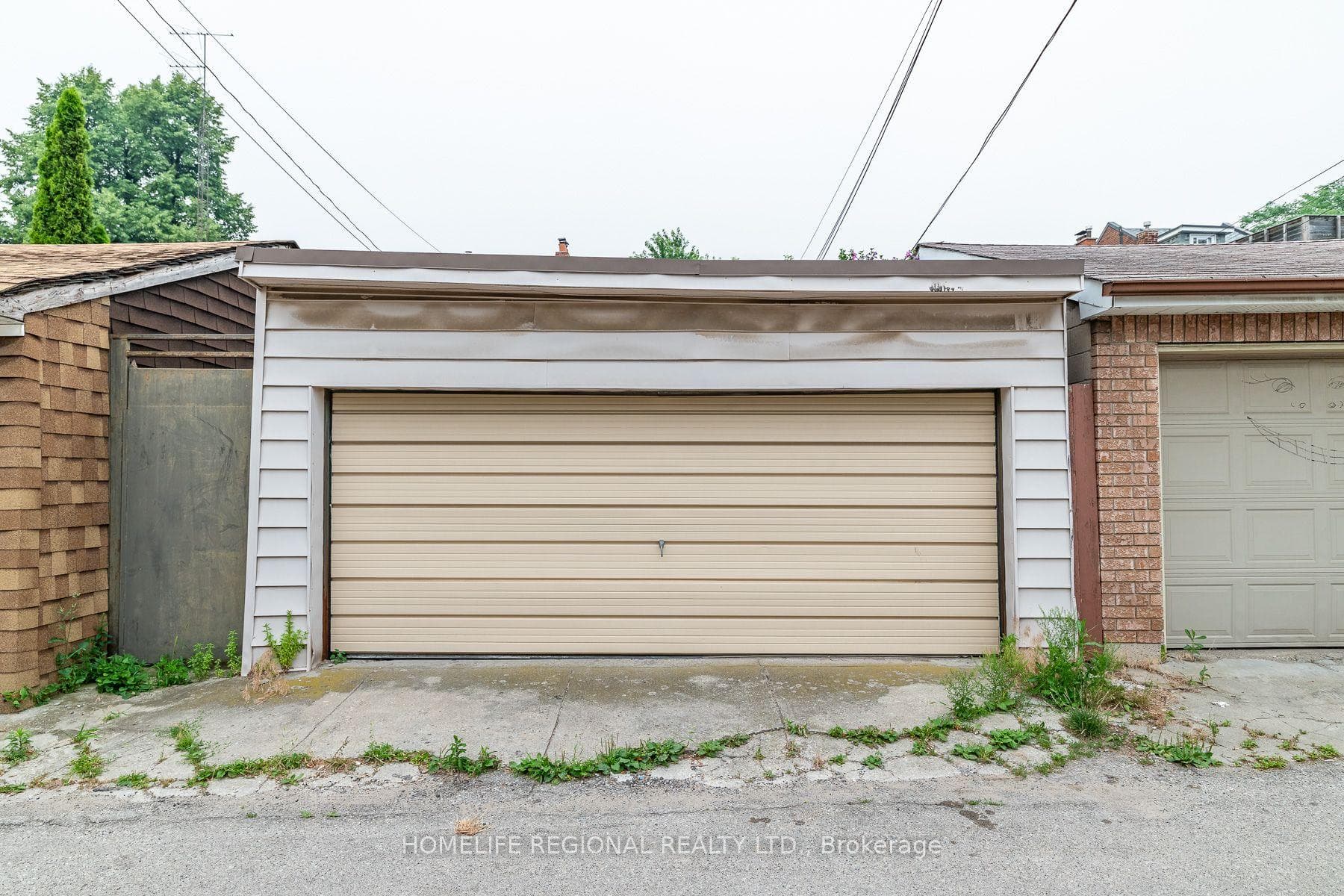 353 St Clarens Avenue photo 41