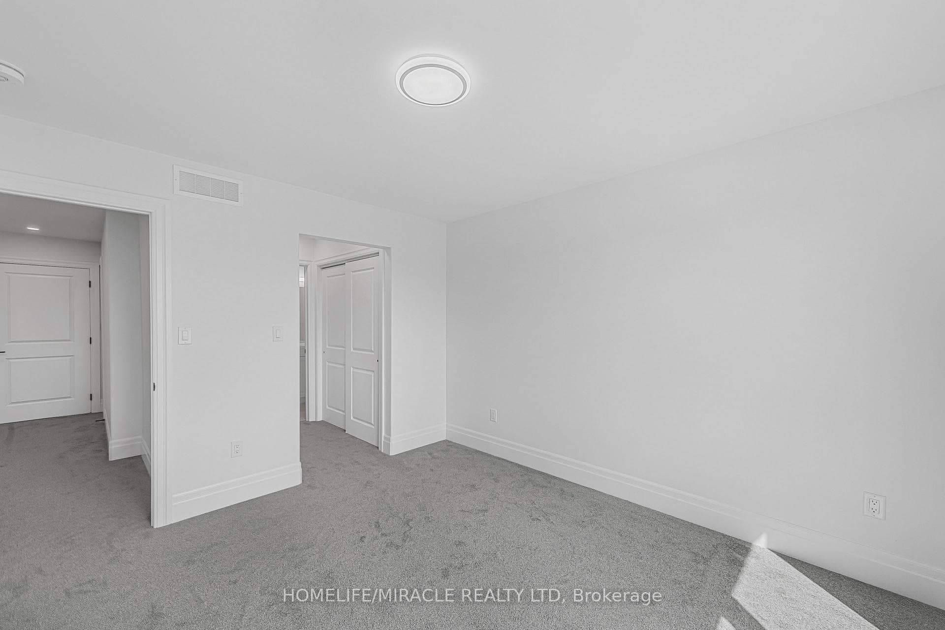43 Markland Avenue photo 21