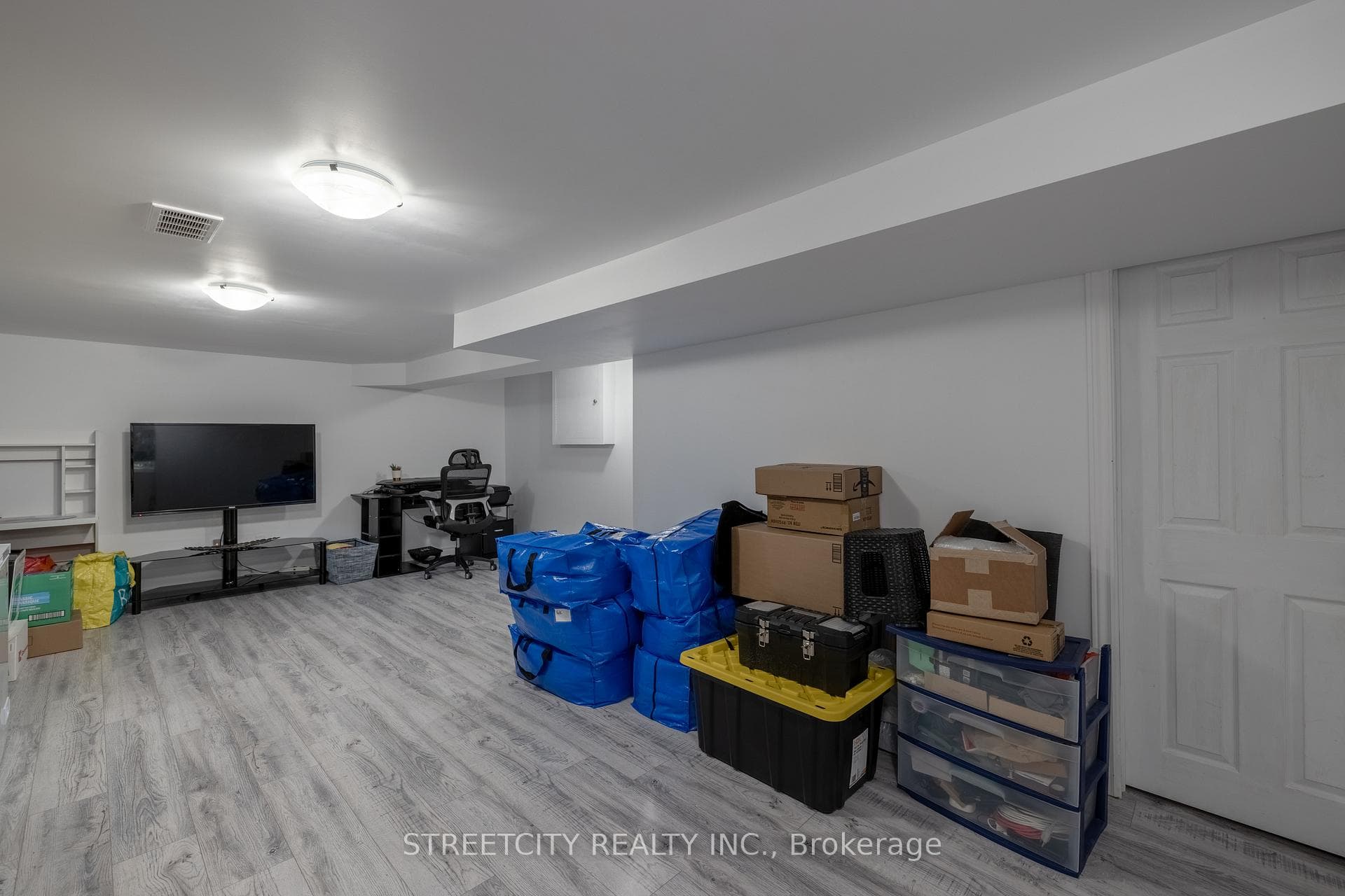 47 Conway Drive photo 27
