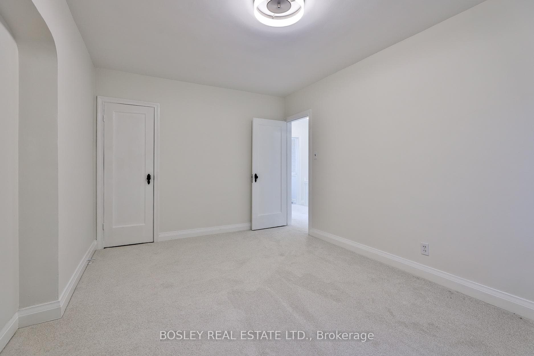 432 Broadway Avenue photo 21