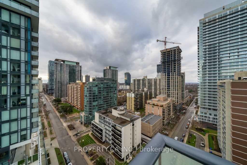 185 Roehampton Avenue Unit 1303 photo 19