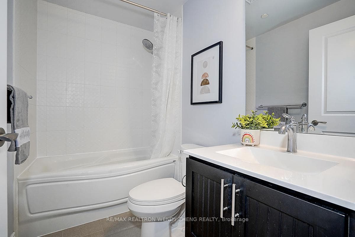 38 Cedarland Drive Unit 808 photo 26