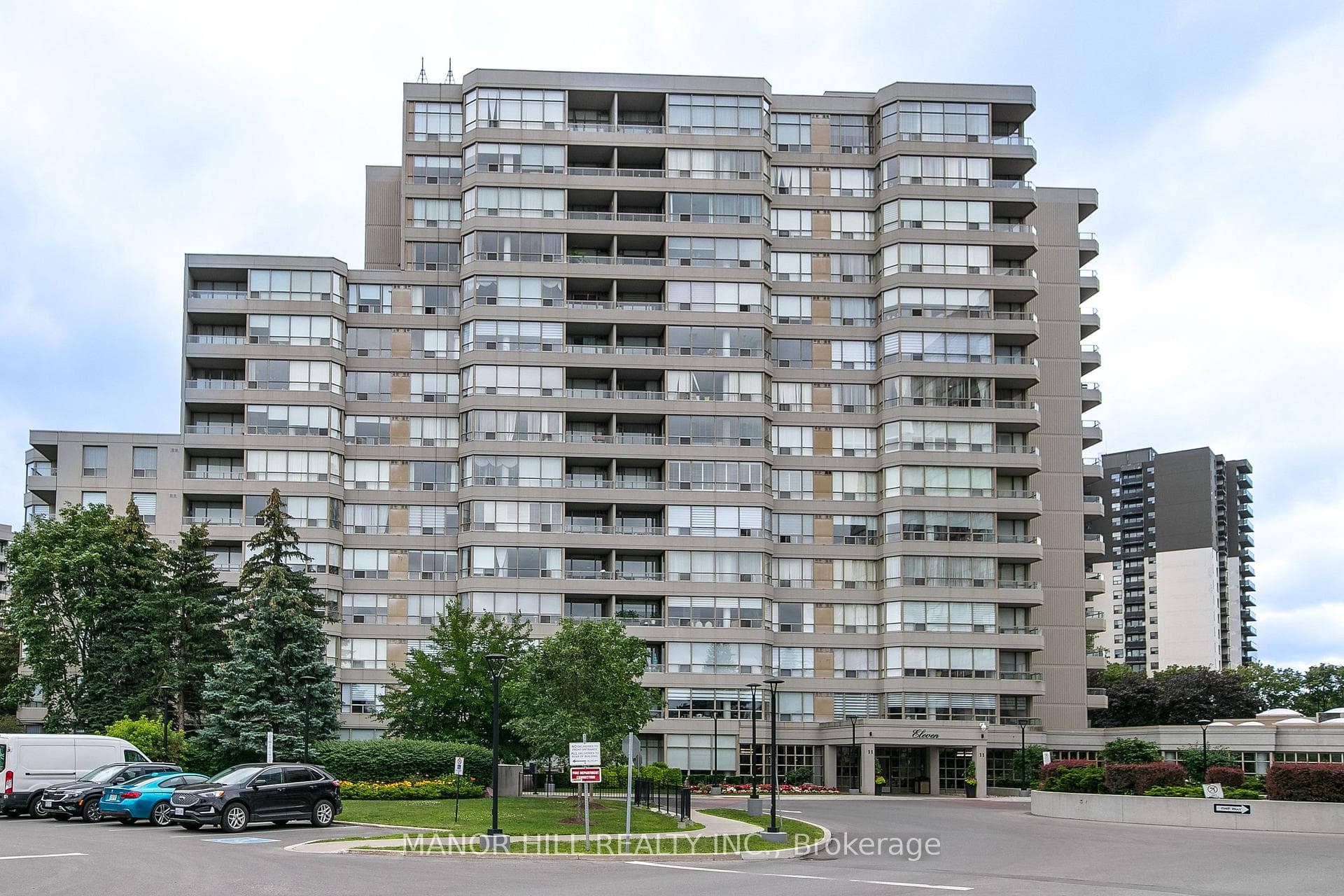 11 Townsgate Drive Unit 814 photo 1