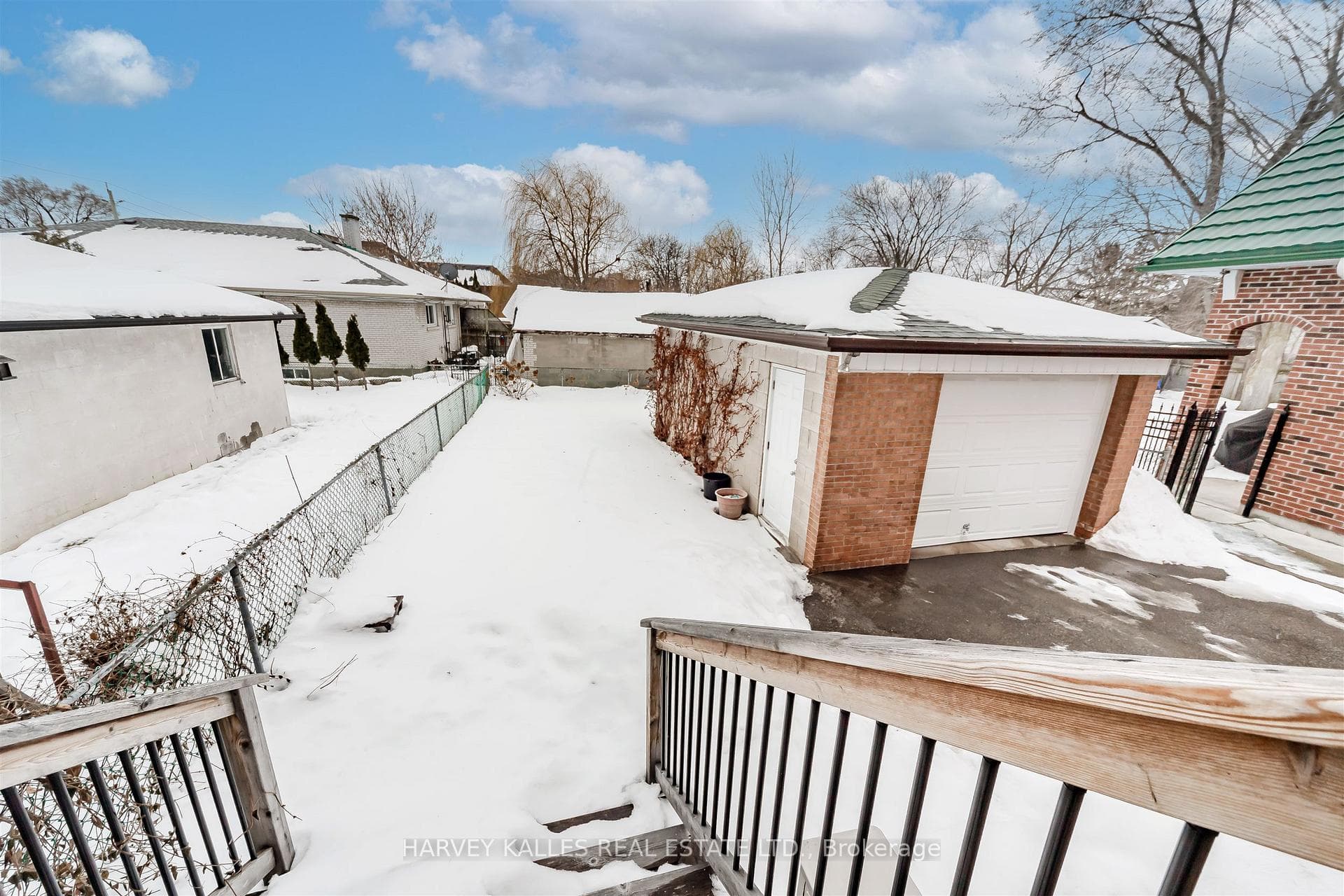 1148 Alexandra Avenue photo 39