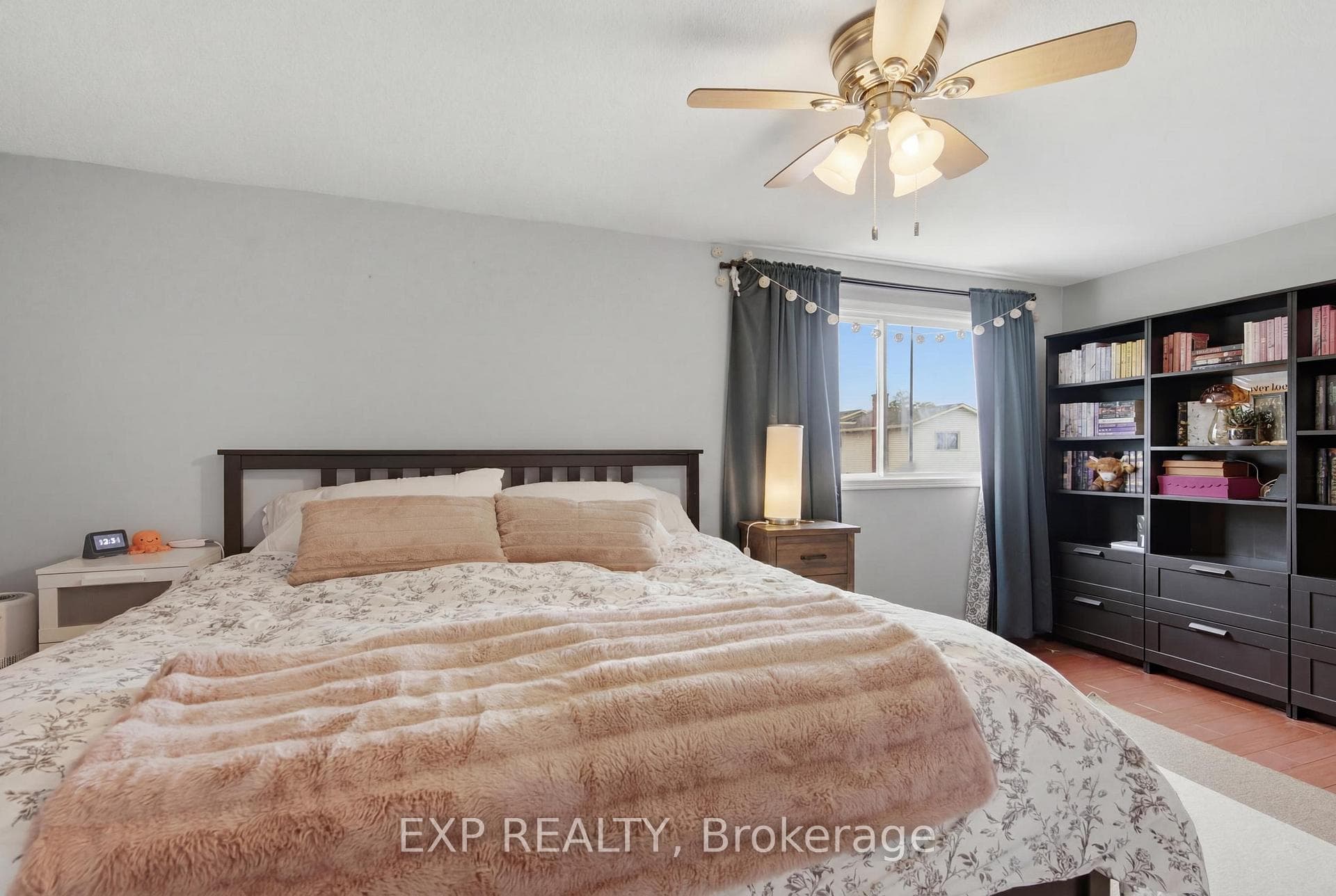 86 Baxter Crescent photo 28