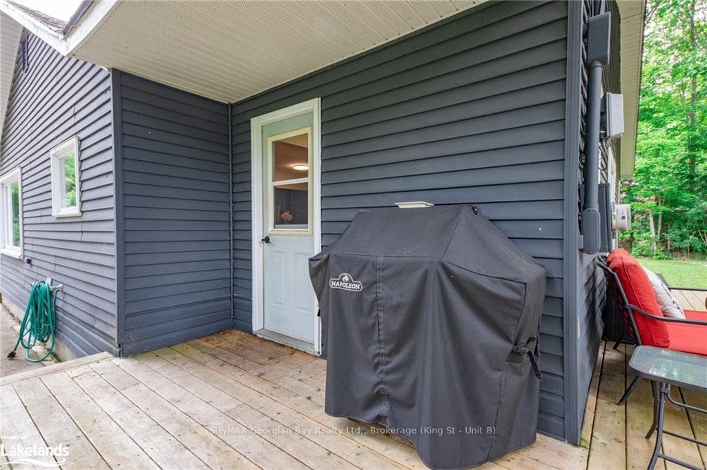 51 LOUIS Avenue photo 25