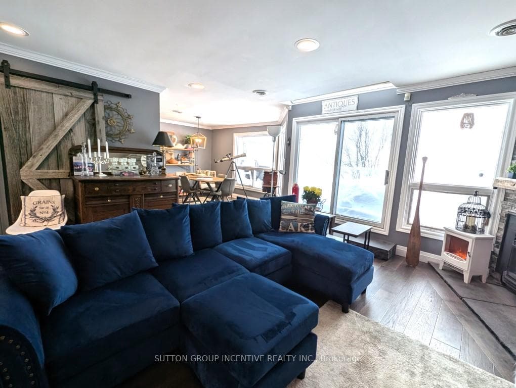 603 Atherley Road Unit 211 photo 17