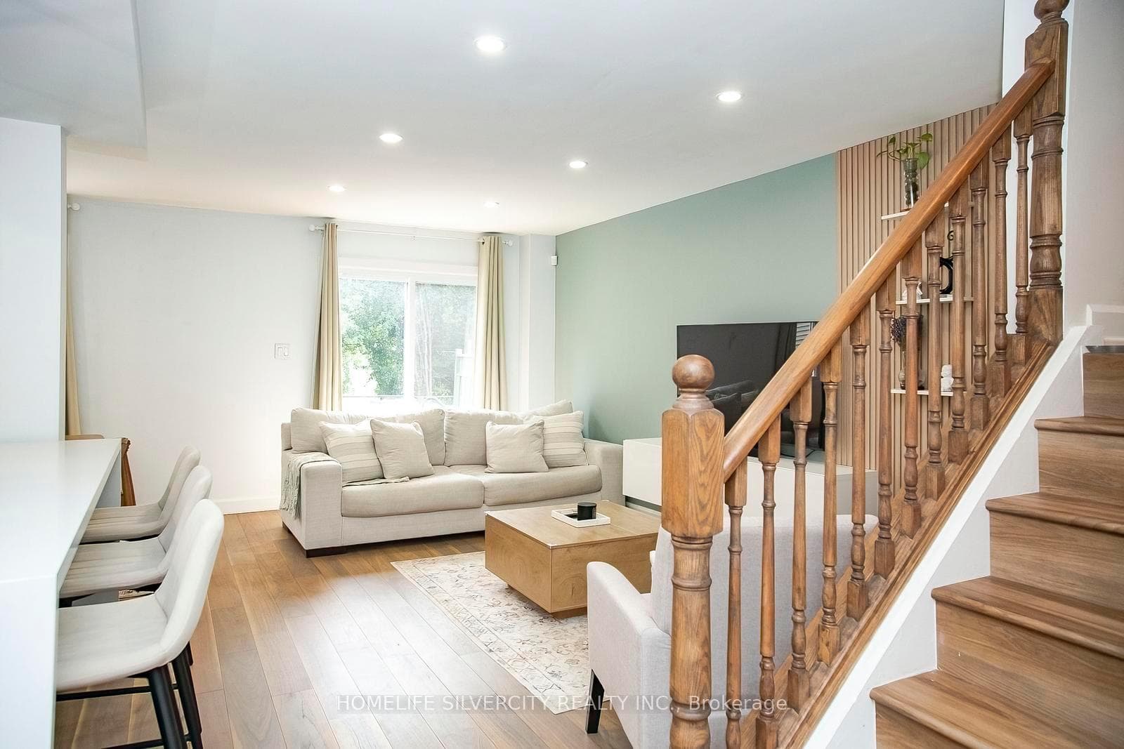21 Mitchell Avenue photo 7