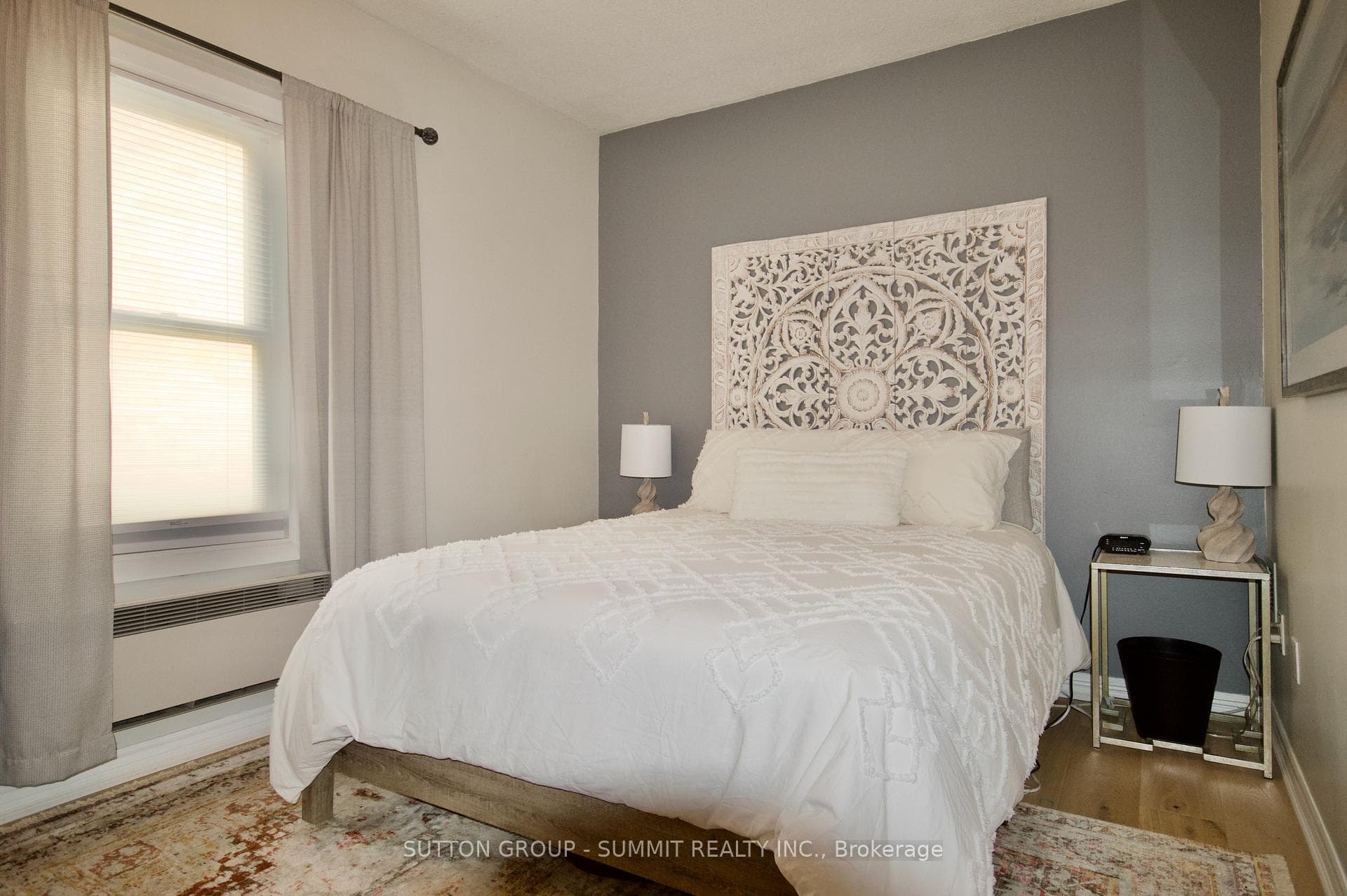 4 Grange Avenue photo 10