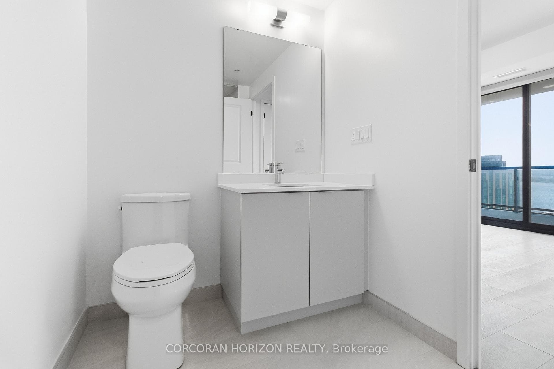 2075 Lakeshore Road Unit 809 photo 6