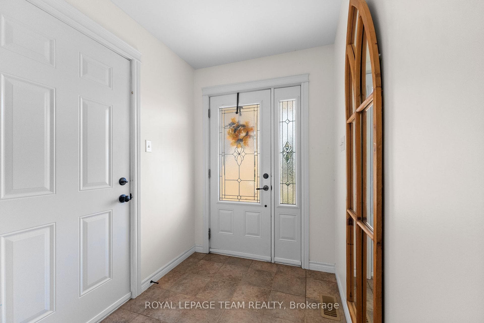 121 Otteridge Drive photo 5